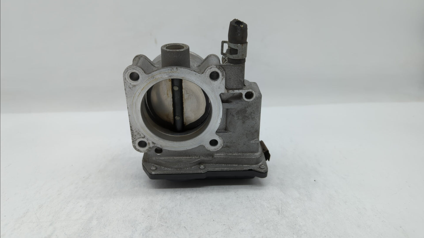 2013-2019 Nissan Sentra Throttle Body P/N:3RA60-01 C 3RA60-01 E, 3RA60-01 D Fits Fits 2013 2014 2015 2016 2017 2018 2019 OEM