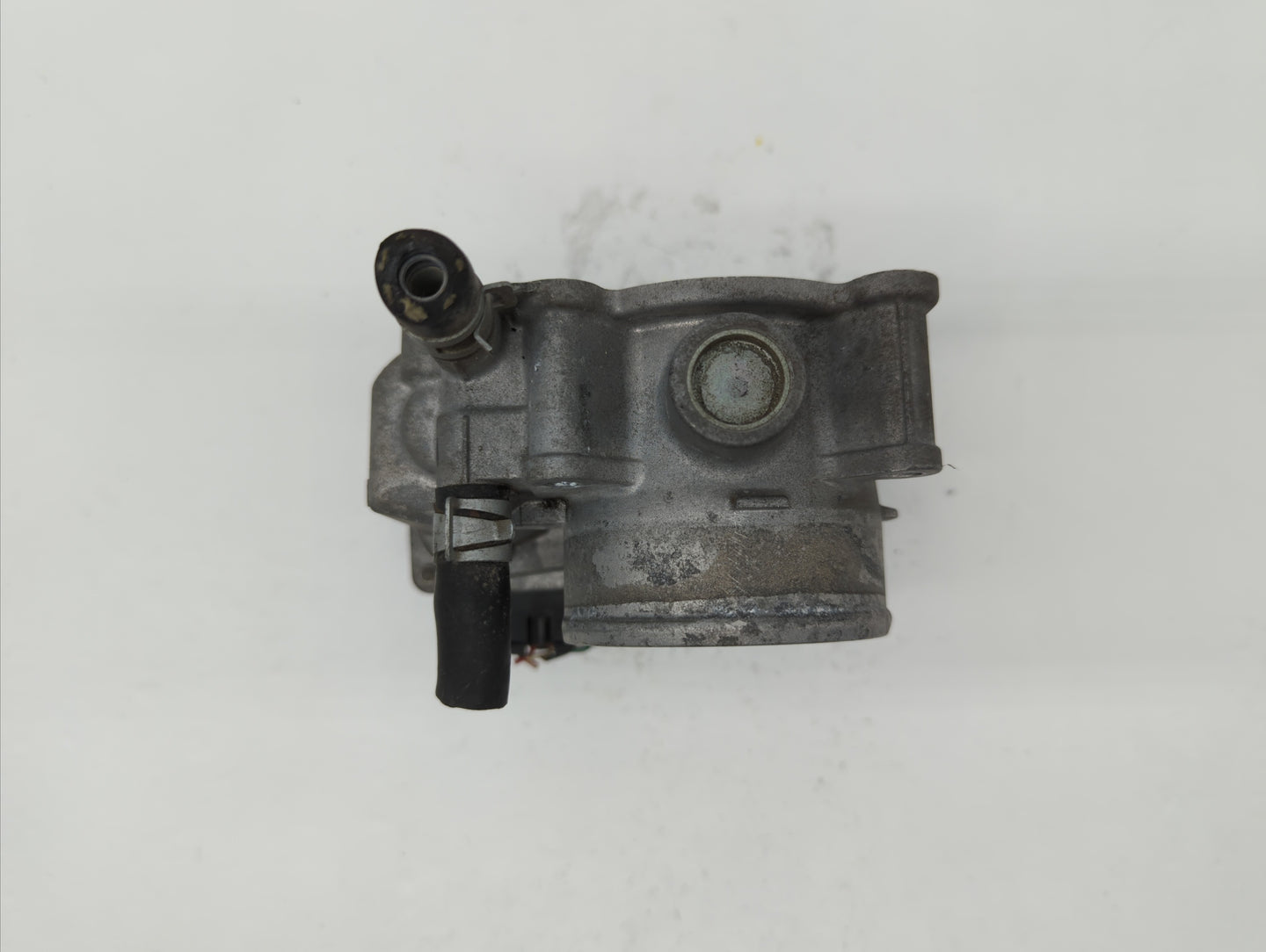 2013-2019 Nissan Sentra Throttle Body P/N:3RA60-01 C 3RA60-01 E, 3RA60-01 D Fits Fits 2013 2014 2015 2016 2017 2018 2019 OEM