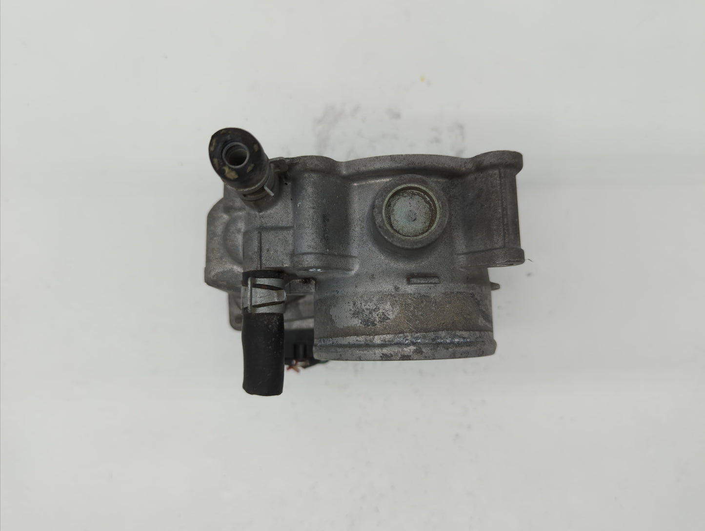 2013-2019 Nissan Sentra Throttle Body P/N:3RA60-01 C 3RA60-01 E, 3RA60-01 D Fits Fits 2013 2014 2015 2016 2017 2018 2019 OEM