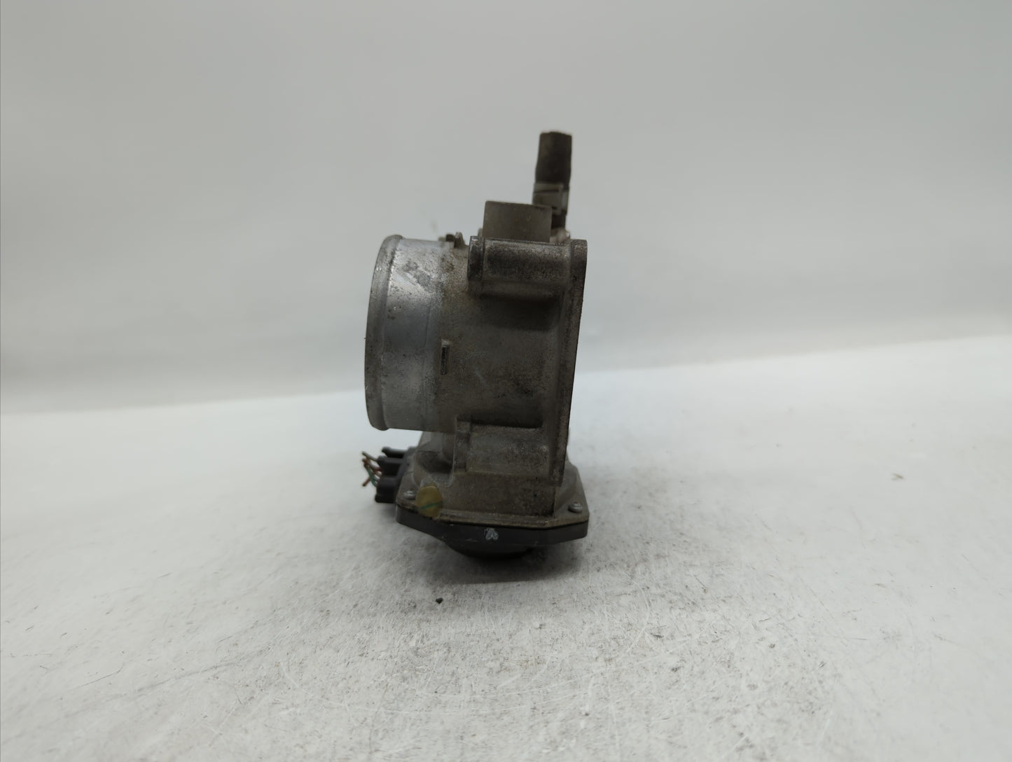 2013-2019 Nissan Sentra Throttle Body P/N:3RA60-01 C 3RA60-01 E, 3RA60-01 D Fits Fits 2013 2014 2015 2016 2017 2018 2019 OEM