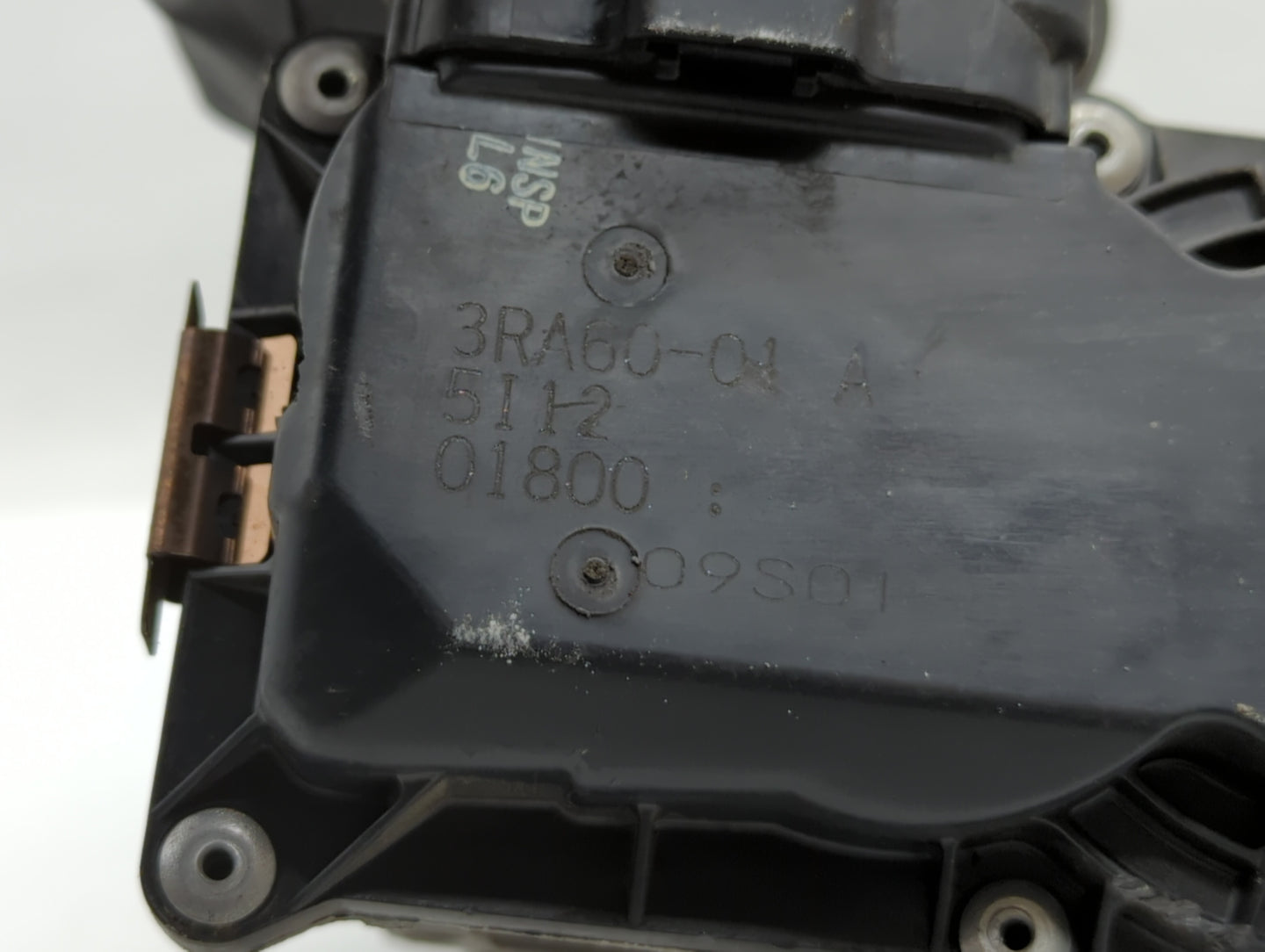 2013-2019 Nissan Sentra Throttle Body P/N:3RA60-01 C 3RA60-01 E, 3RA60-01 D Fits Fits 2013 2014 2015 2016 2017 2018 2019 OEM