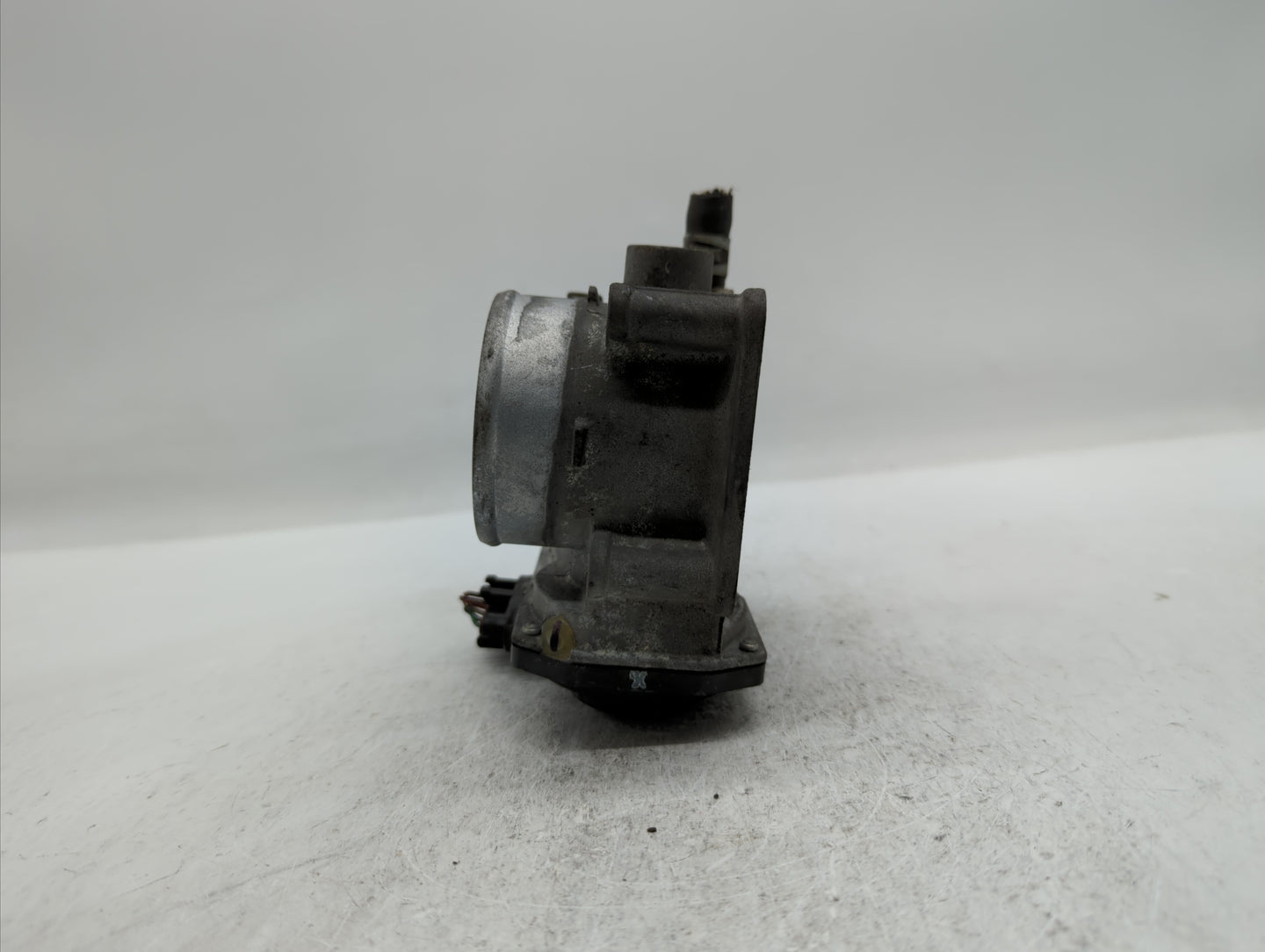 2013-2019 Nissan Sentra Throttle Body P/N:3RA60-01 C 3RA60-01 E, 3RA60-01 D Fits Fits 2013 2014 2015 2016 2017 2018 2019 OEM