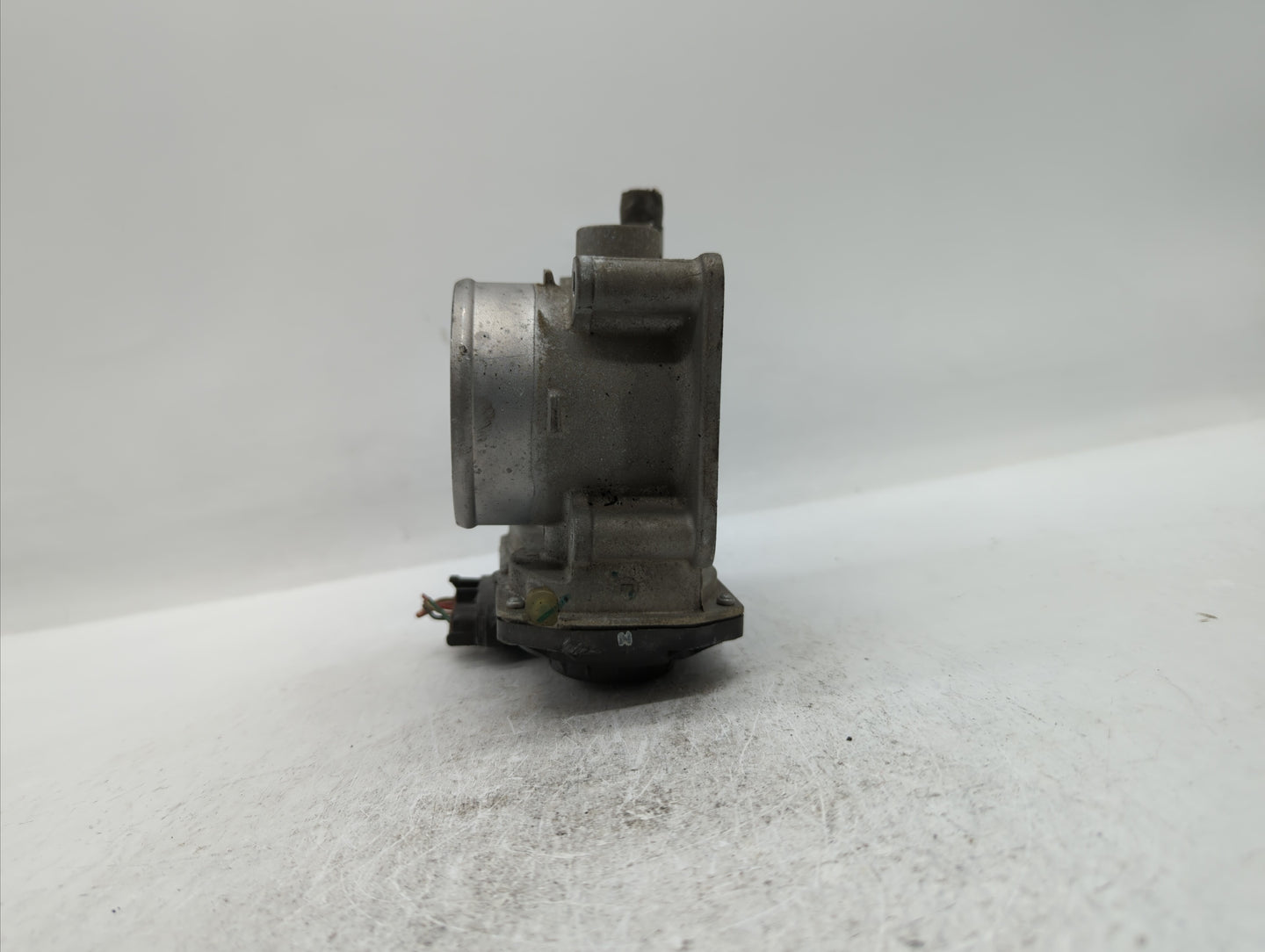 2013-2019 Nissan Sentra Throttle Body P/N:3RA60-01 C 3RA60-01 E, 3RA60-01 D Fits Fits 2013 2014 2015 2016 2017 2018 2019 OEM