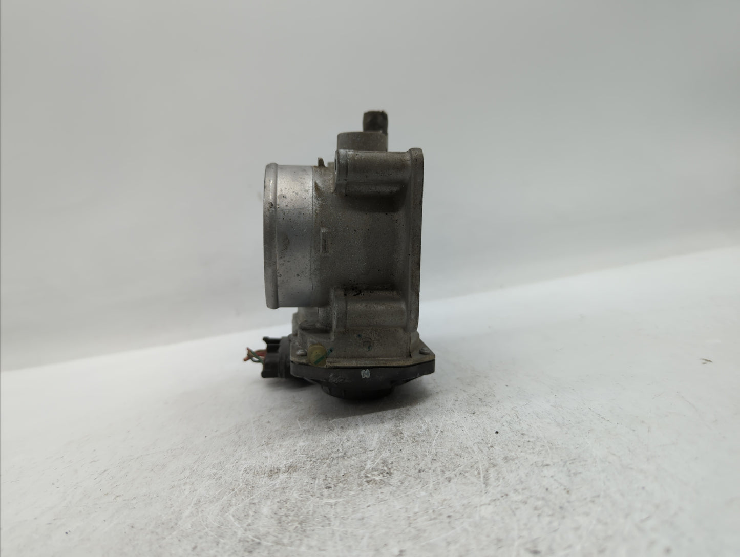 2013-2019 Nissan Sentra Throttle Body P/N:3RA60-01 C 3RA60-01 E, 3RA60-01 D Fits Fits 2013 2014 2015 2016 2017 2018 2019 OEM