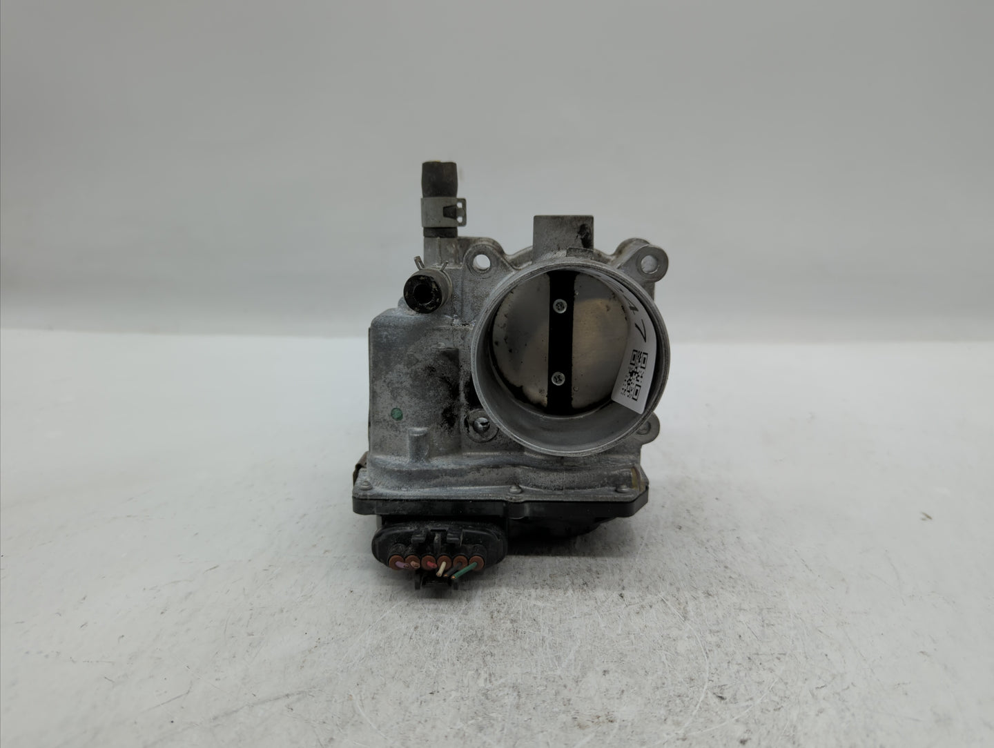 2013-2019 Nissan Sentra Throttle Body P/N:3RA60-01 C 3RA60-01 E, 3RA60-01 D Fits Fits 2013 2014 2015 2016 2017 2018 2019 OEM