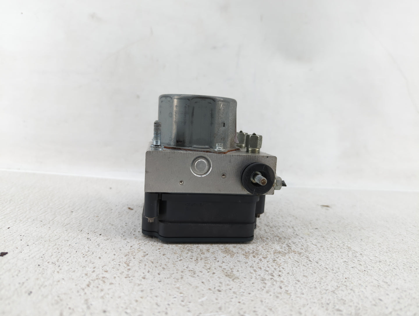 2016-2018 Nissan Sentra ABS Pump Control Module Replacement P/N:47660 5UD0C 47660 4FU0C Fits Fits 2016 2017 2018 OEM Used Au