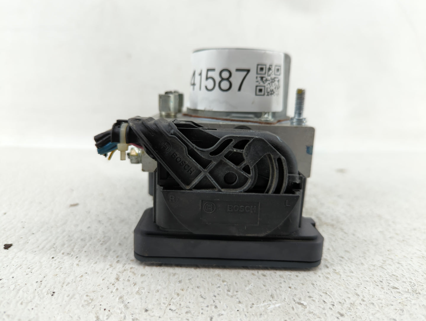 2016-2018 Nissan Sentra ABS Pump Control Module Replacement P/N:47660 5UD0C 47660 4FU0C Fits Fits 2016 2017 2018 OEM Used Au