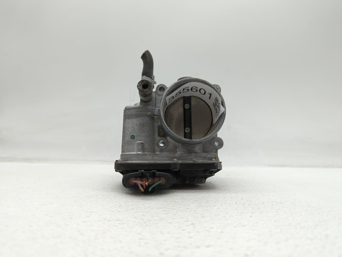 2013-2019 Nissan Sentra Throttle Body P/N:3RA60-01 C 3RA60-01 E, 3RA60-01 D Fits Fits 2013 2014 2015 2016 2017 2018 2019 OEM