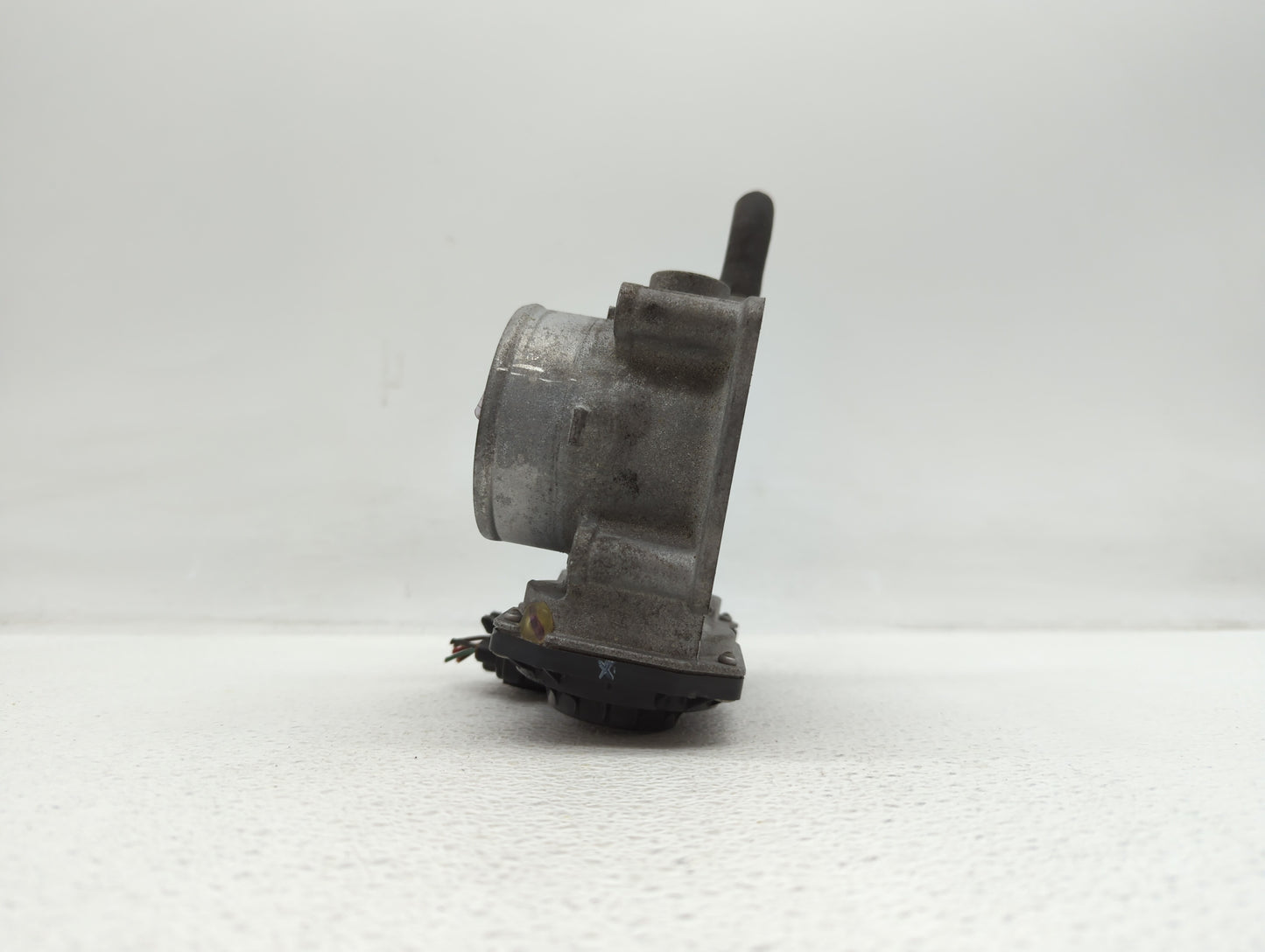 2013-2019 Nissan Sentra Throttle Body P/N:3RA60-01 C 3RA60-01 E, 3RA60-01 D Fits Fits 2013 2014 2015 2016 2017 2018 2019 OEM