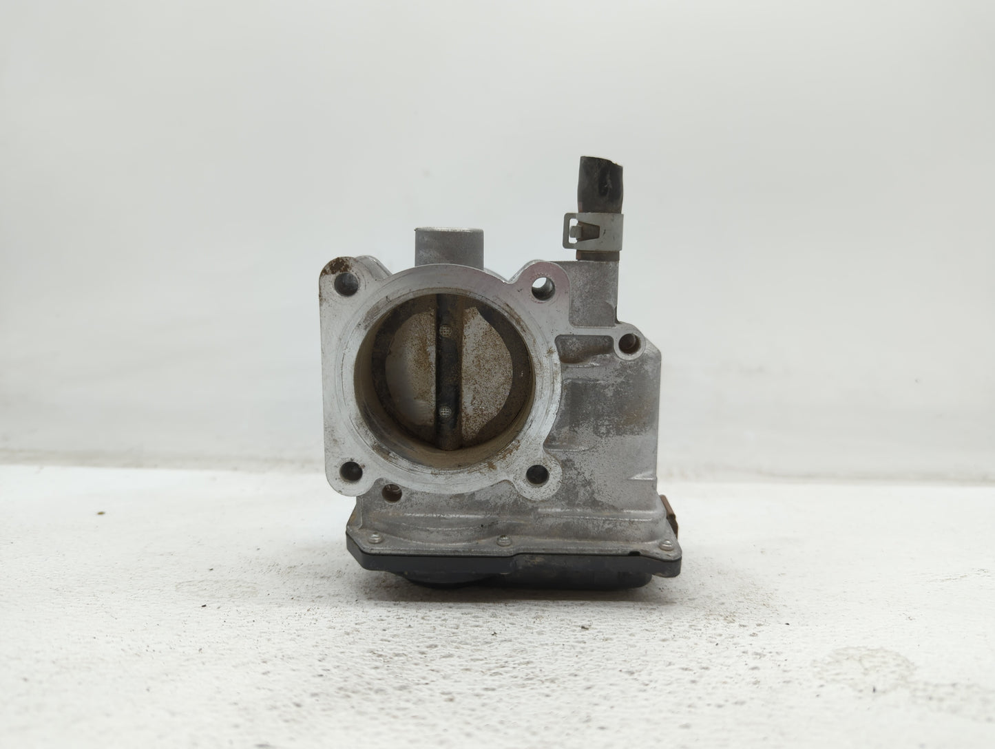 2013-2019 Nissan Sentra Throttle Body P/N:3RA60-01 C 3RA60-01 E, 3RA60-01 D Fits Fits 2013 2014 2015 2016 2017 2018 2019 OEM
