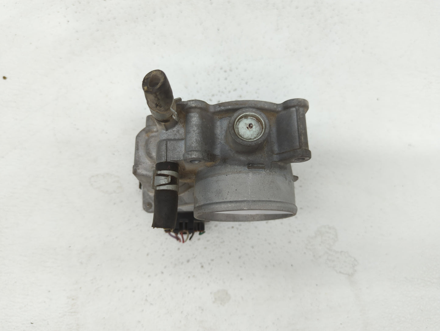 2013-2019 Nissan Sentra Throttle Body P/N:3RA60-01 C 3RA60-01 E, 3RA60-01 D Fits Fits 2013 2014 2015 2016 2017 2018 2019 OEM