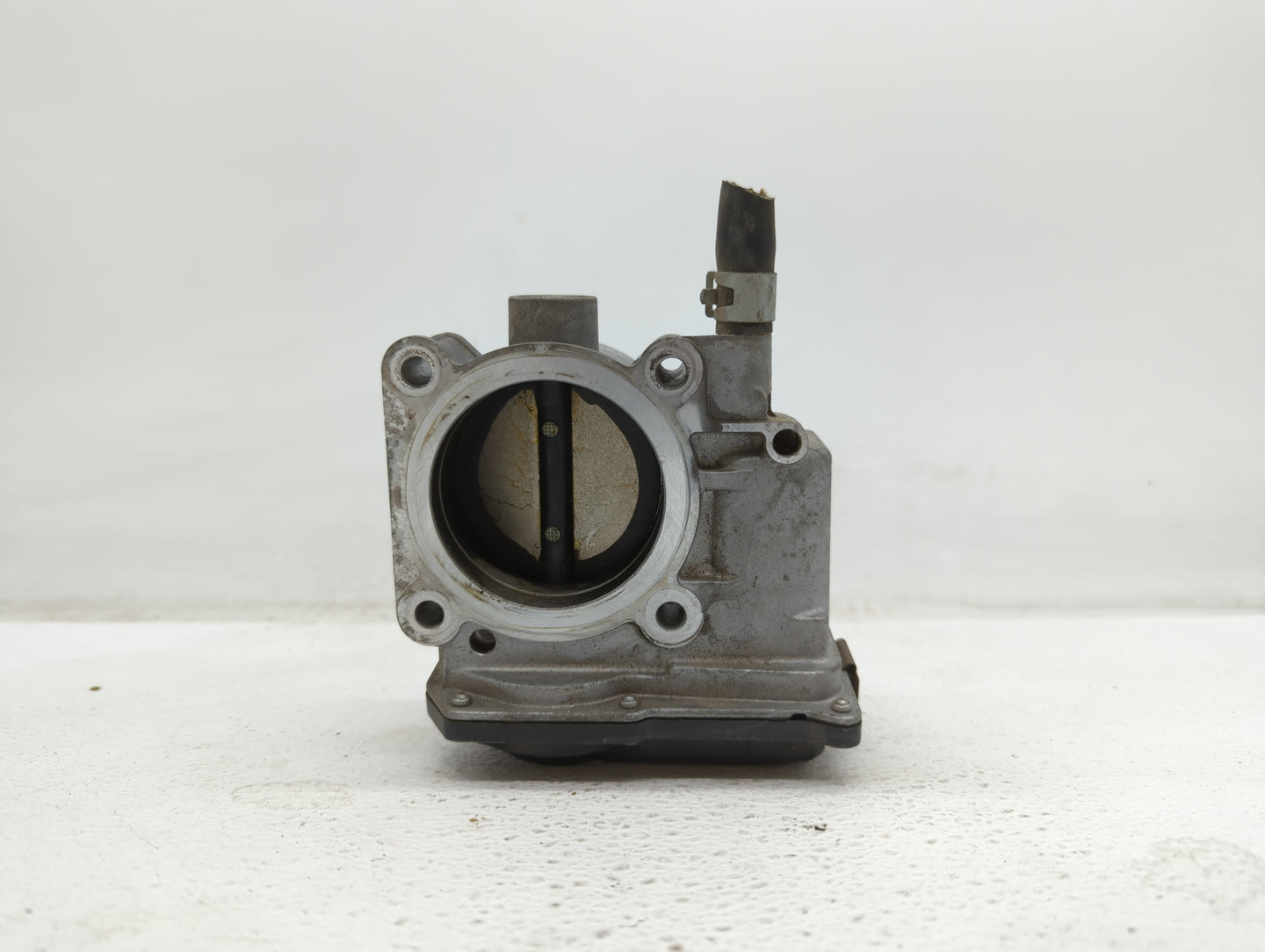 2013-2019 Nissan Sentra Throttle Body P/N:3RA60-01 C 3RA60-01 E, 3RA60-01 D Fits Fits 2013 2014 2015 2016 2017 2018 2019 OEM