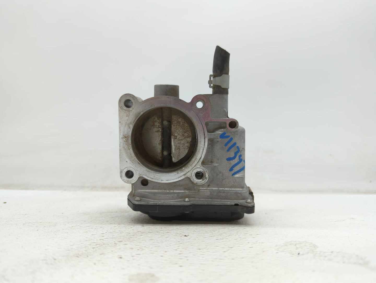 2013-2019 Nissan Sentra Throttle Body P/N:3RA60-01 C 3RA60-01 E, 3RA60-01 D Fits Fits 2013 2014 2015 2016 2017 2018 2019 OEM