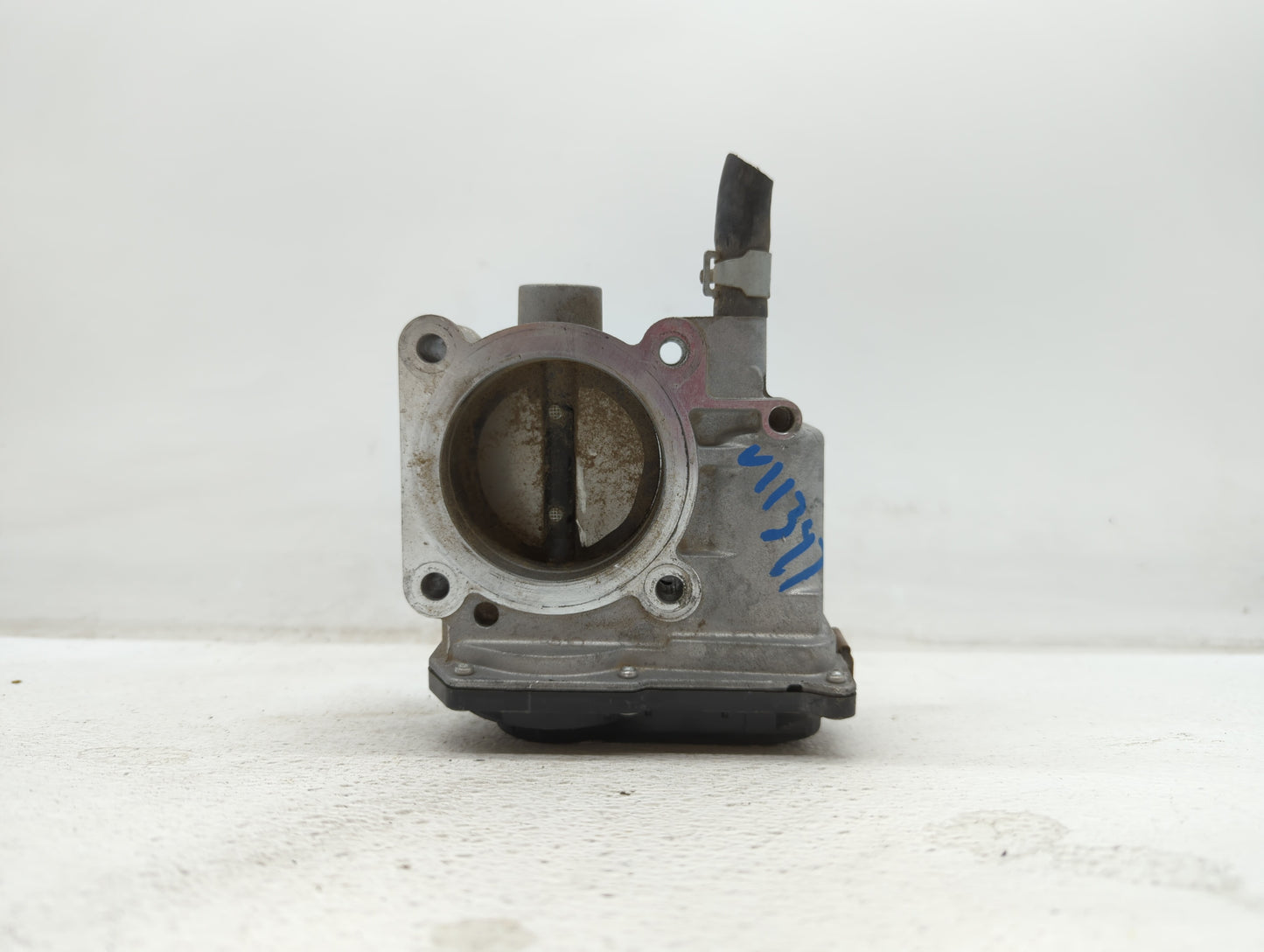 2013-2019 Nissan Sentra Throttle Body P/N:3RA60-01 C 3RA60-01 E, 3RA60-01 D Fits Fits 2013 2014 2015 2016 2017 2018 2019 OEM