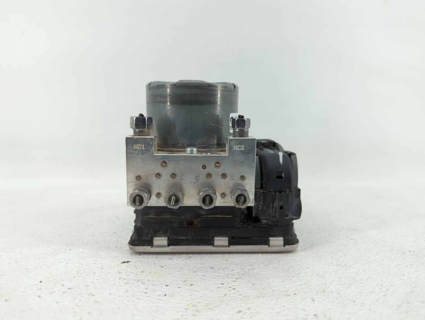 2016 Nissan Sentra ABS Pump Control Module Replacement P/N:P68338960AE Fits OEM Used Auto Parts - Oemusedautoparts1.com