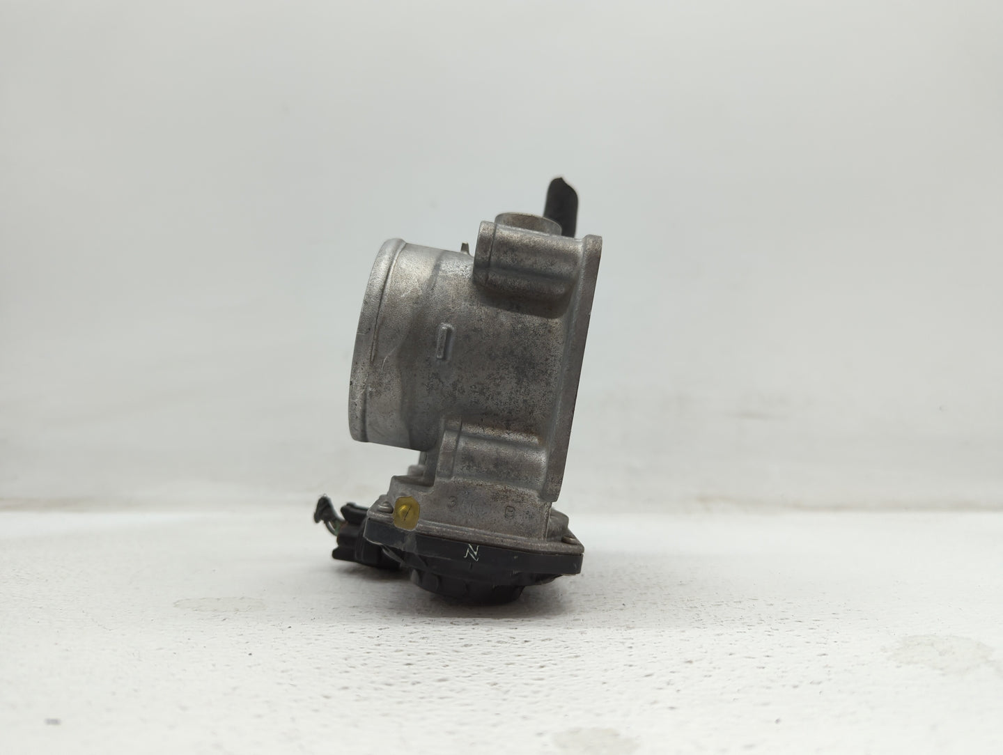 2013-2019 Nissan Sentra Throttle Body P/N:3RA60-01 C 3RA60-01 E, 3RA60-01 D Fits Fits 2013 2014 2015 2016 2017 2018 2019 OEM