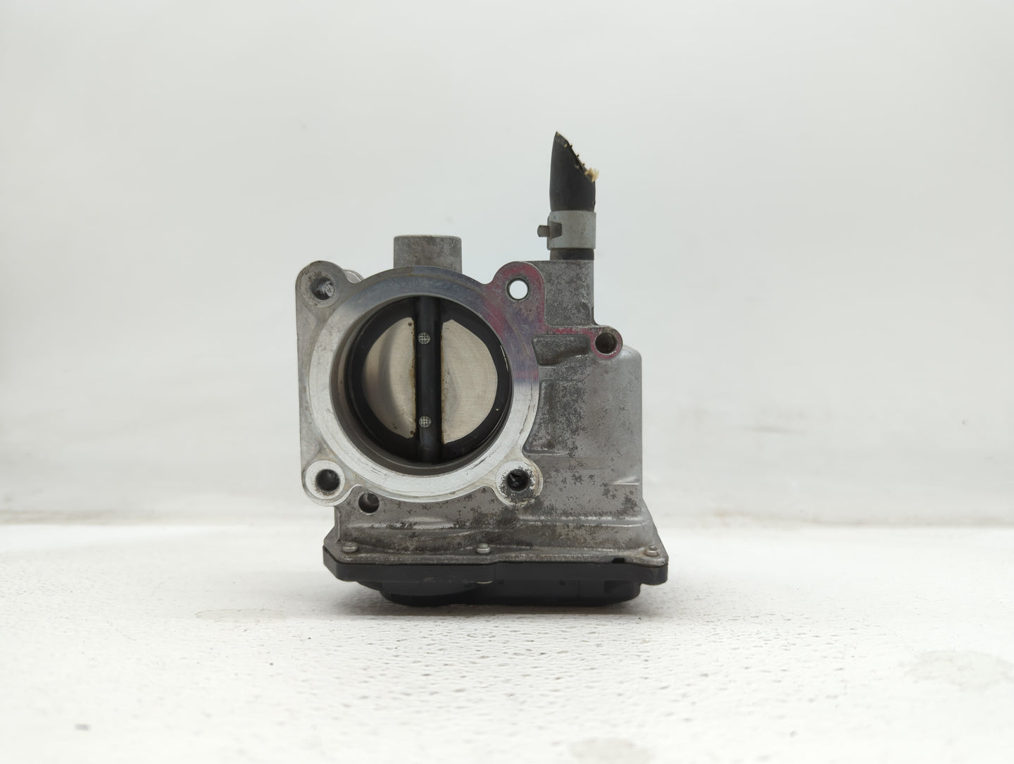 2013-2019 Nissan Sentra Throttle Body P/N:3RA60-01 C 3RA60-01 E, 3RA60-01 D Fits Fits 2013 2014 2015 2016 2017 2018 2019 OEM