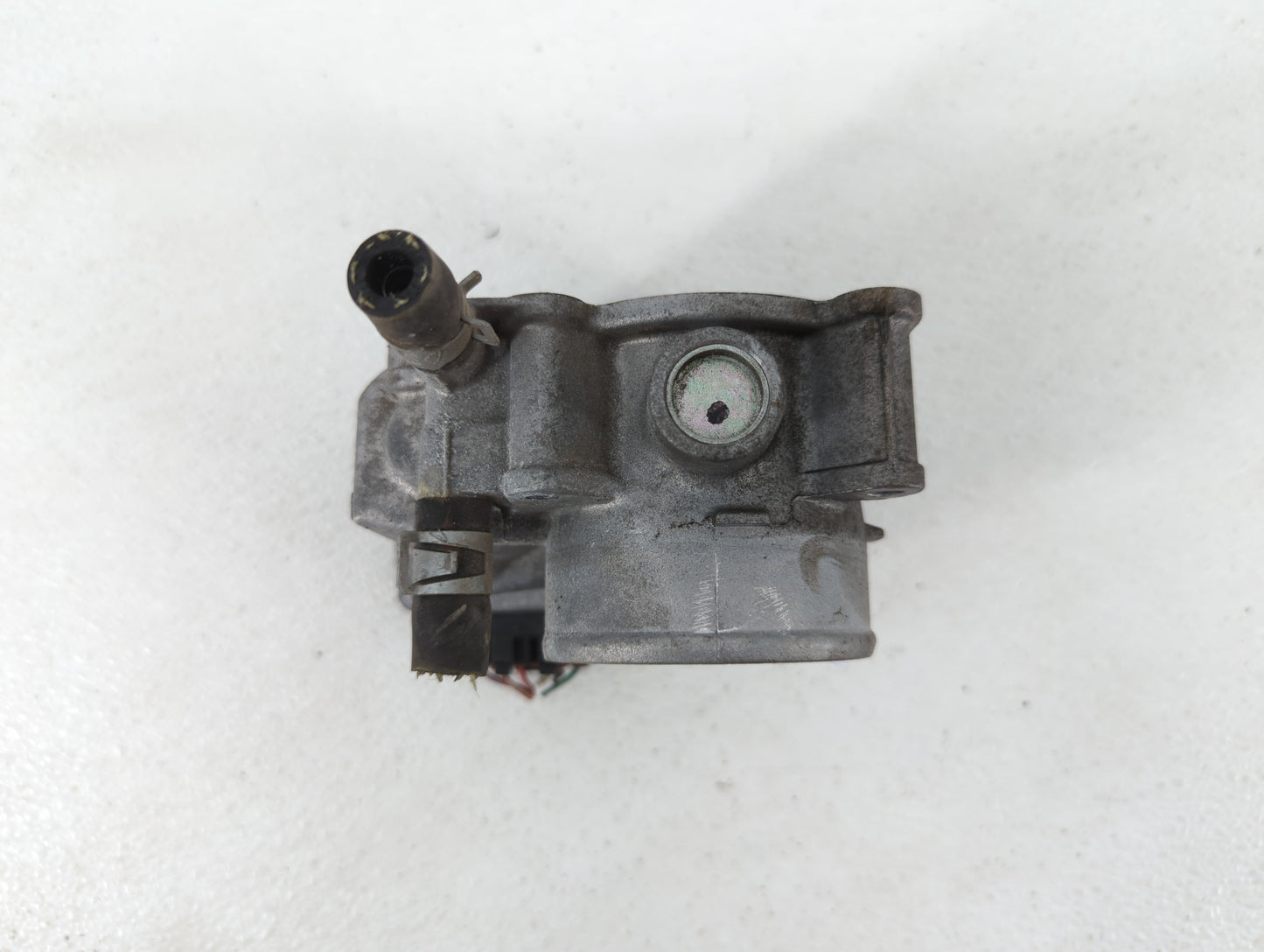 2013-2019 Nissan Sentra Throttle Body P/N:3RA60-01 C 3RA60-01 E, 3RA60-01 D Fits Fits 2013 2014 2015 2016 2017 2018 2019 OEM