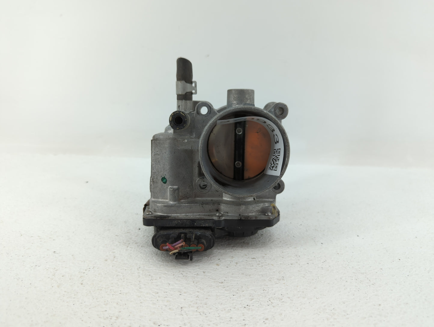 2013-2019 Nissan Sentra Throttle Body P/N:3RA60-01 C 3RA60-01 E, 3RA60-01 D Fits Fits 2013 2014 2015 2016 2017 2018 2019 OEM