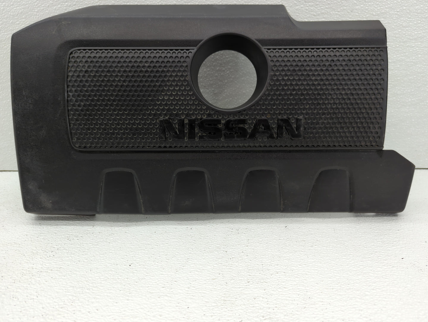 2016 Nissan Sentra Engine Cover - Oemusedautoparts1.com