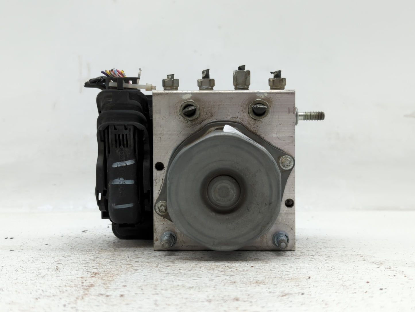 2016-2018 Nissan Sentra ABS Pump Control Module Replacement P/N:47660 5UD0C 47660 4FU0C Fits Fits 2016 2017 2018 OEM Used Au