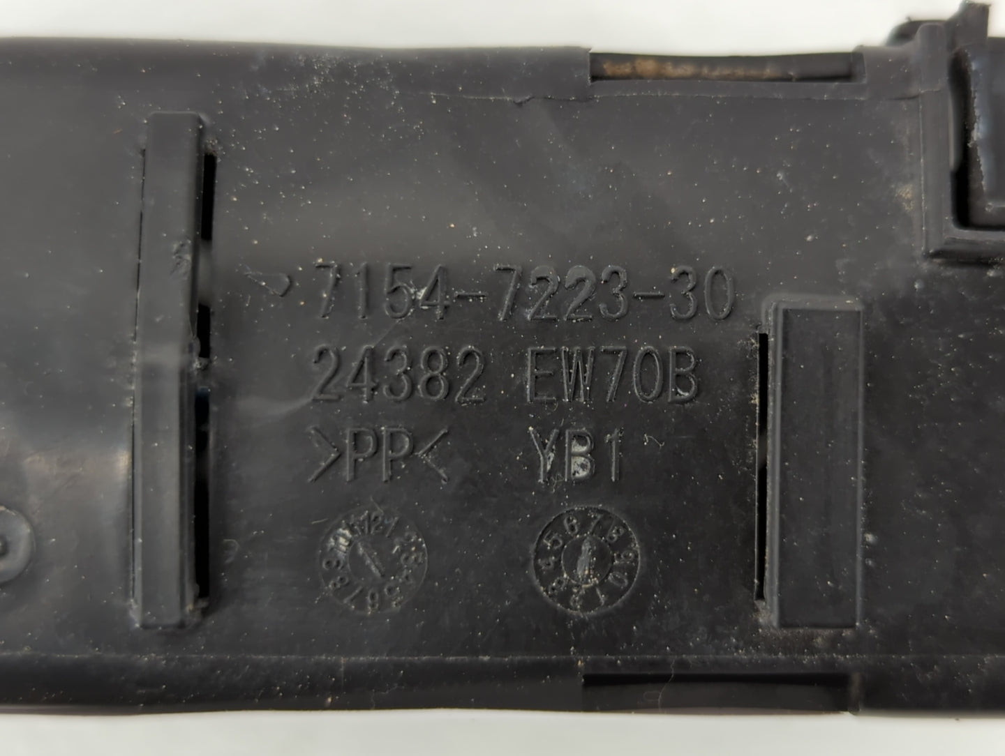 2013-2019 Nissan Sentra Fusebox Fuse Box Panel Relay Module P/N:24382 EW70B Fits Fits 2013 2014 2015 2016 2017 2018 2019 OEM