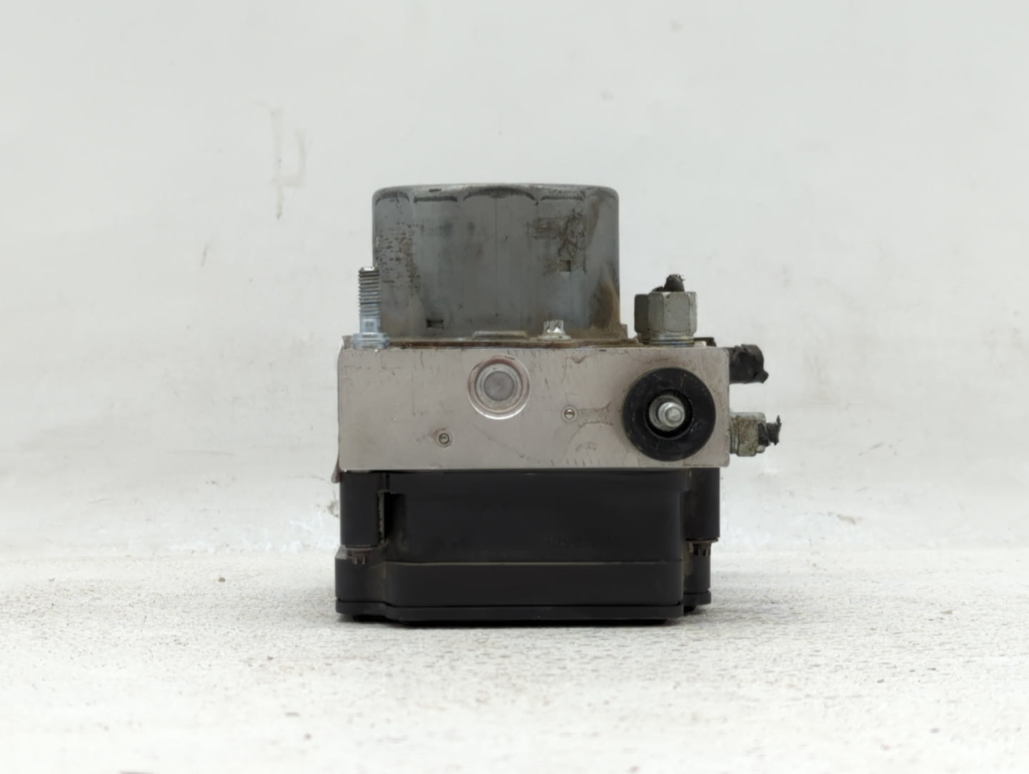 2016-2018 Nissan Sentra ABS Pump Control Module Replacement P/N:47660 5UD0C 47660 4FU0C Fits Fits 2016 2017 2018 OEM Used Au