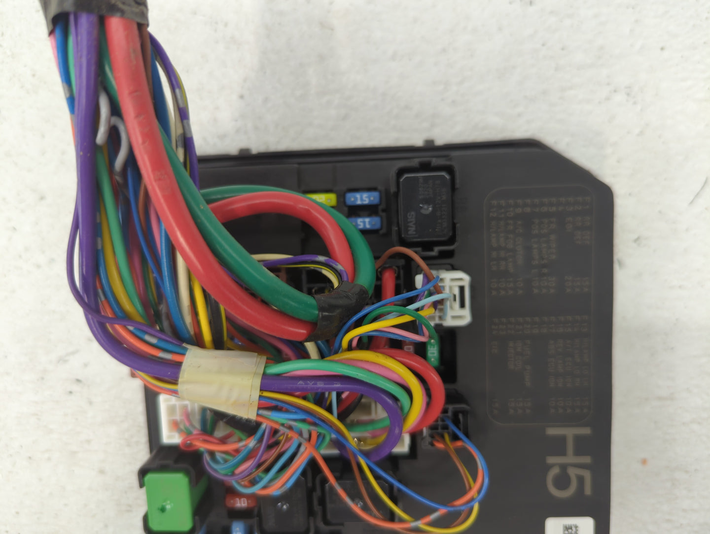 2013-2019 Nissan Sentra Fusebox Fuse Box Panel Relay Module P/N:284B7 3RA3B 284B7 3RA3E Fits OEM Used Auto Parts - Oemusedau