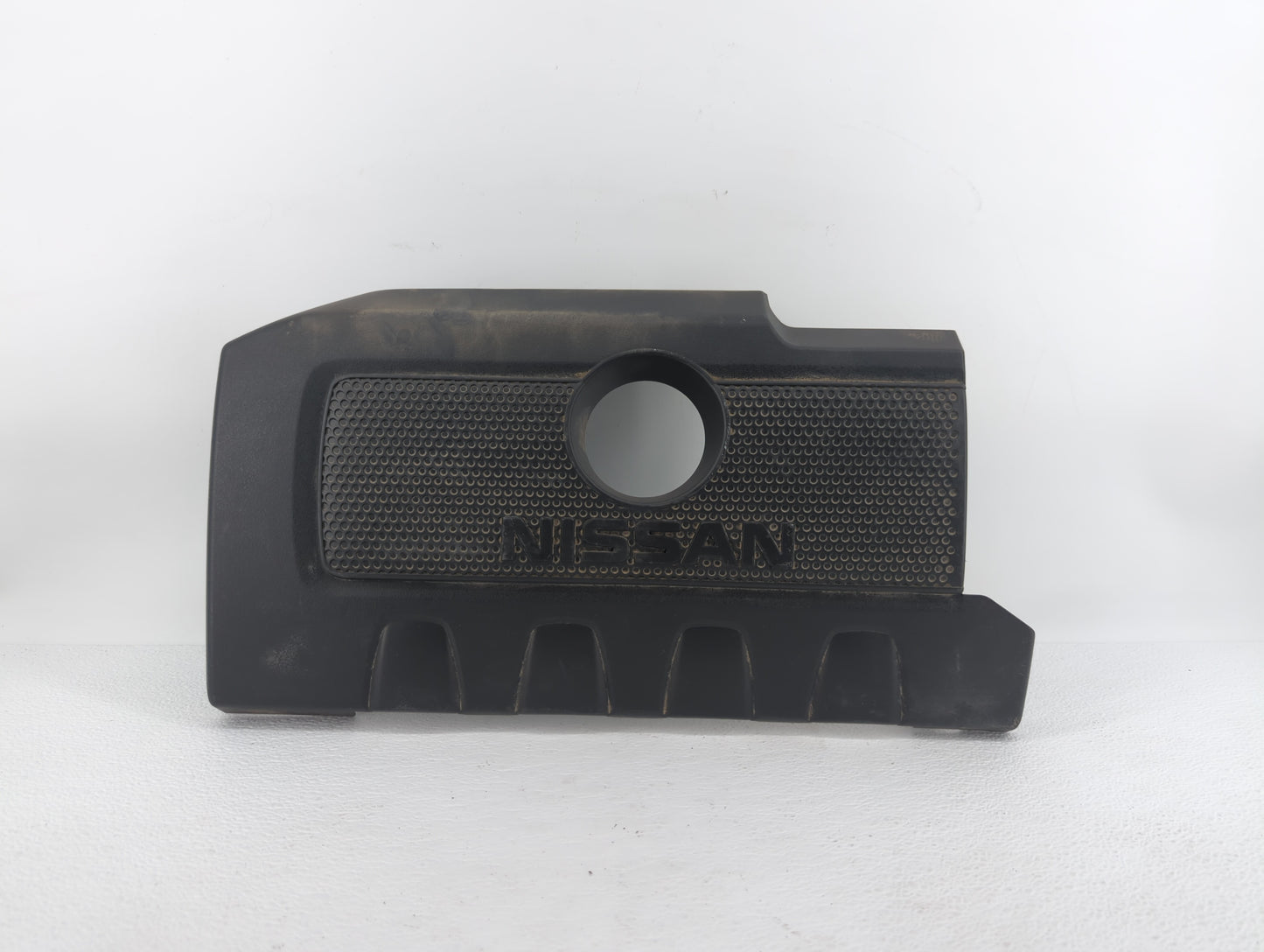 2016 Nissan Sentra Engine Cover - Oemusedautoparts1.com