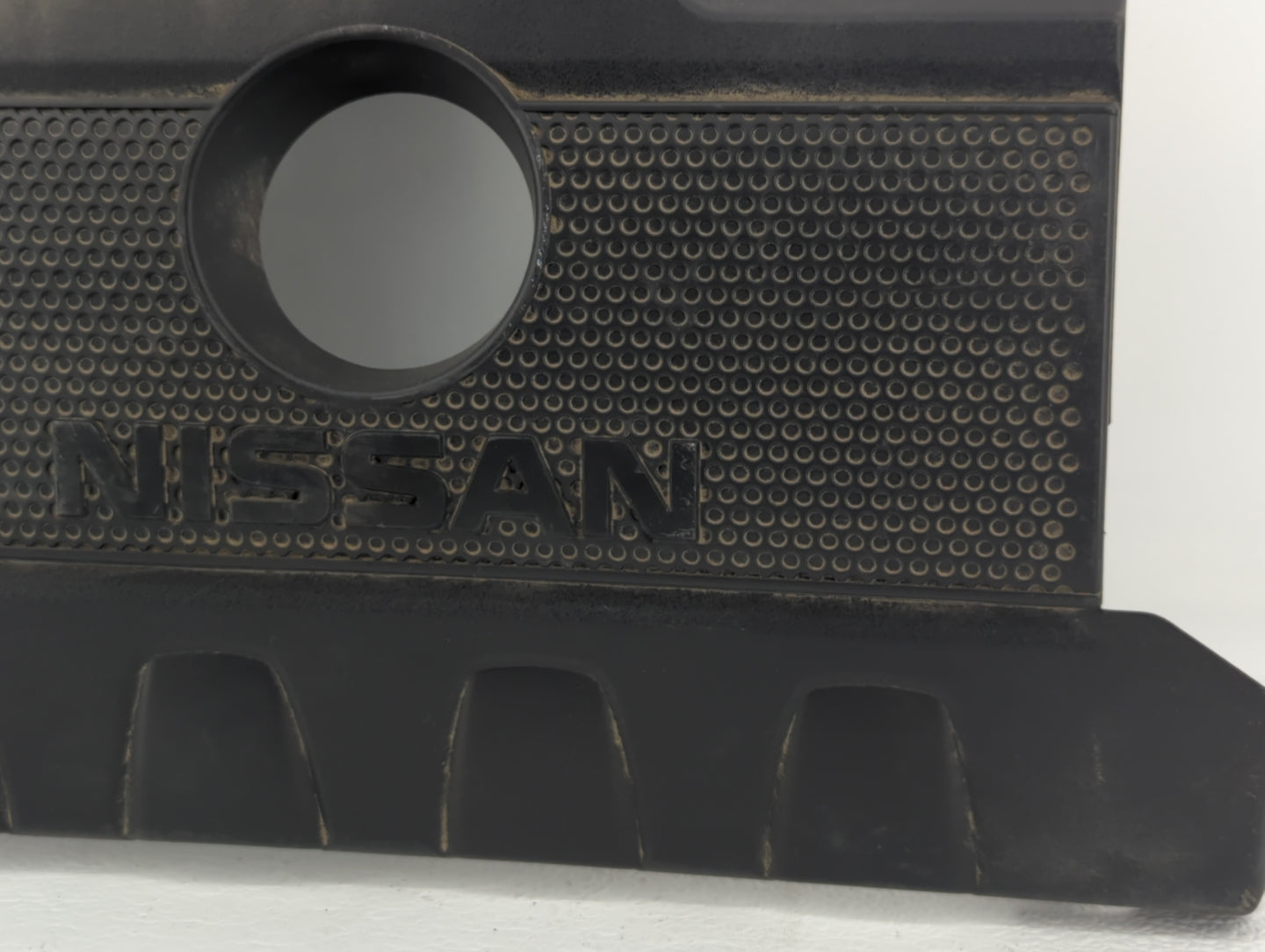 2016 Nissan Sentra Engine Cover - Oemusedautoparts1.com