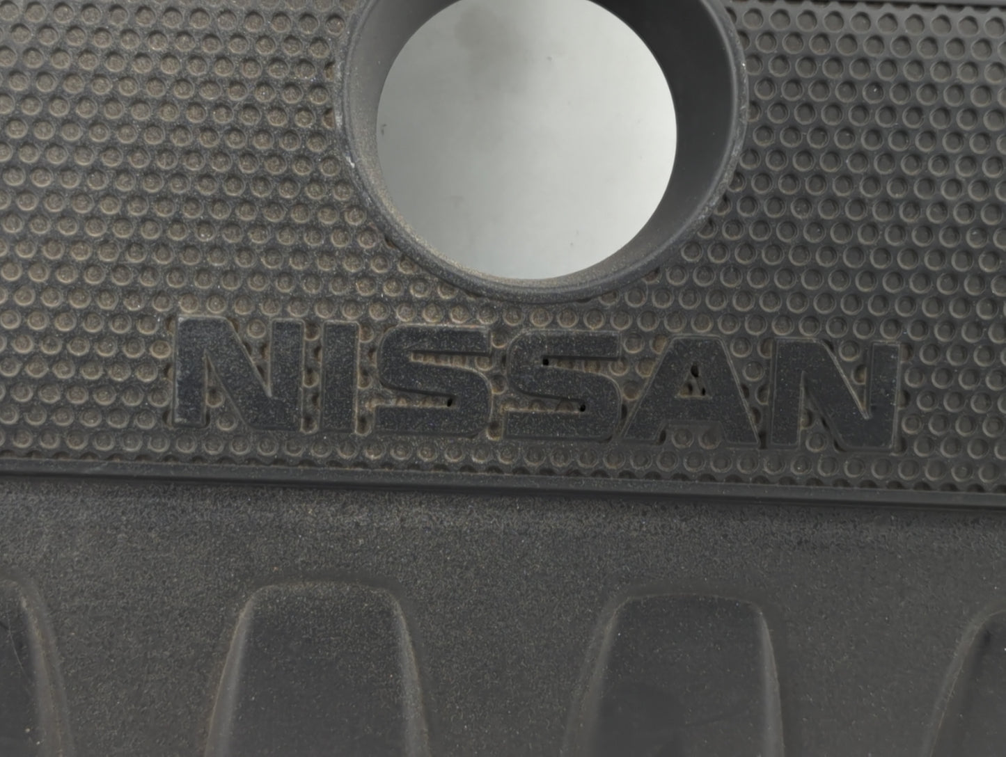 2016 Nissan Sentra Engine Cover - Oemusedautoparts1.com
