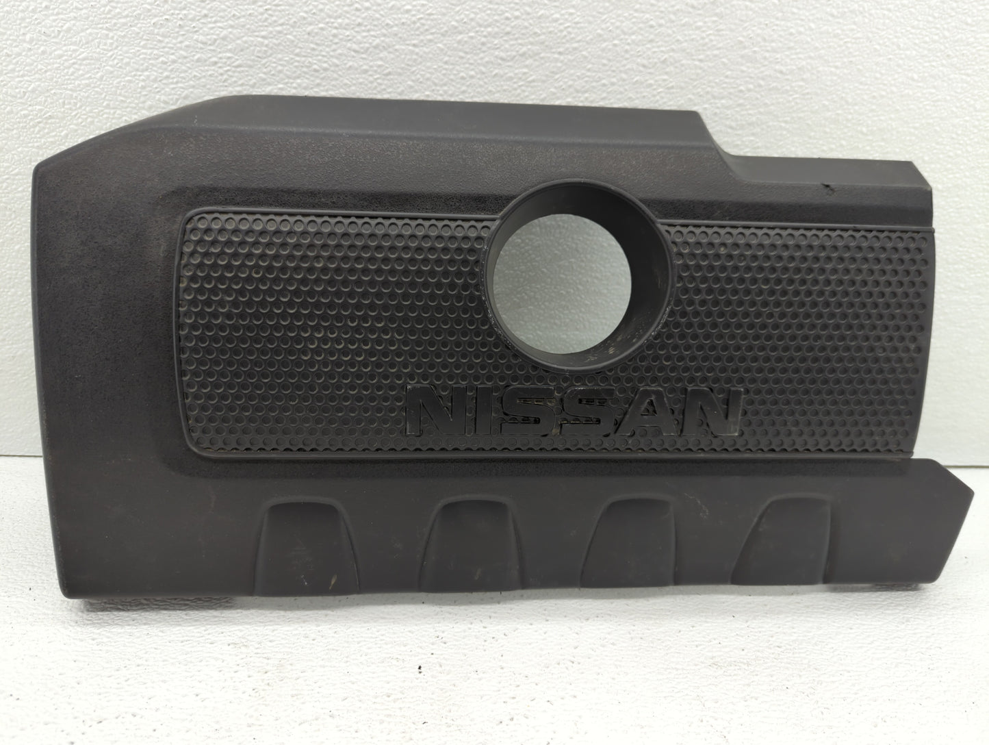 2016 Nissan Sentra Engine Cover - Oemusedautoparts1.com