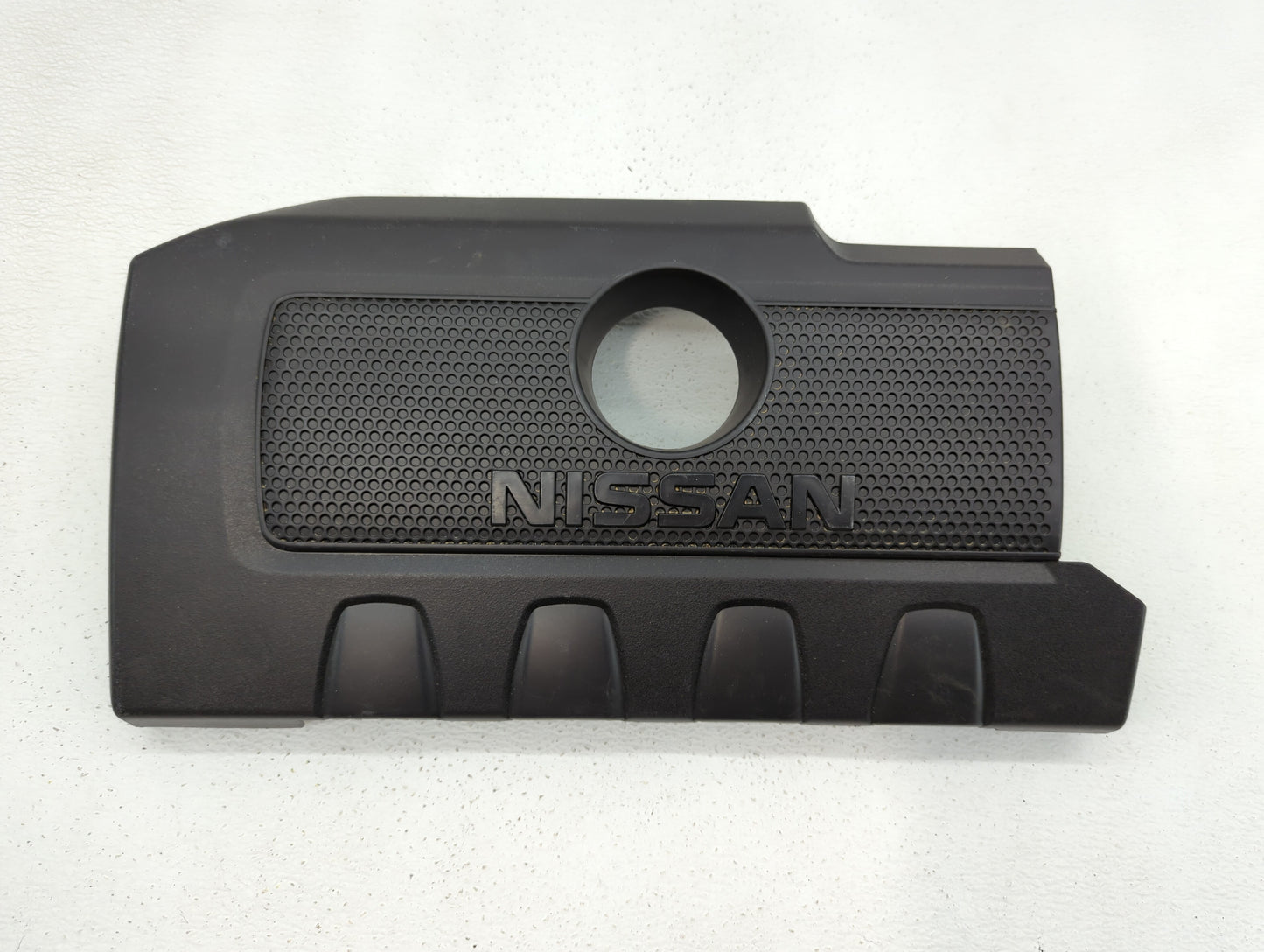 2016 Nissan Sentra Engine Cover - Oemusedautoparts1.com