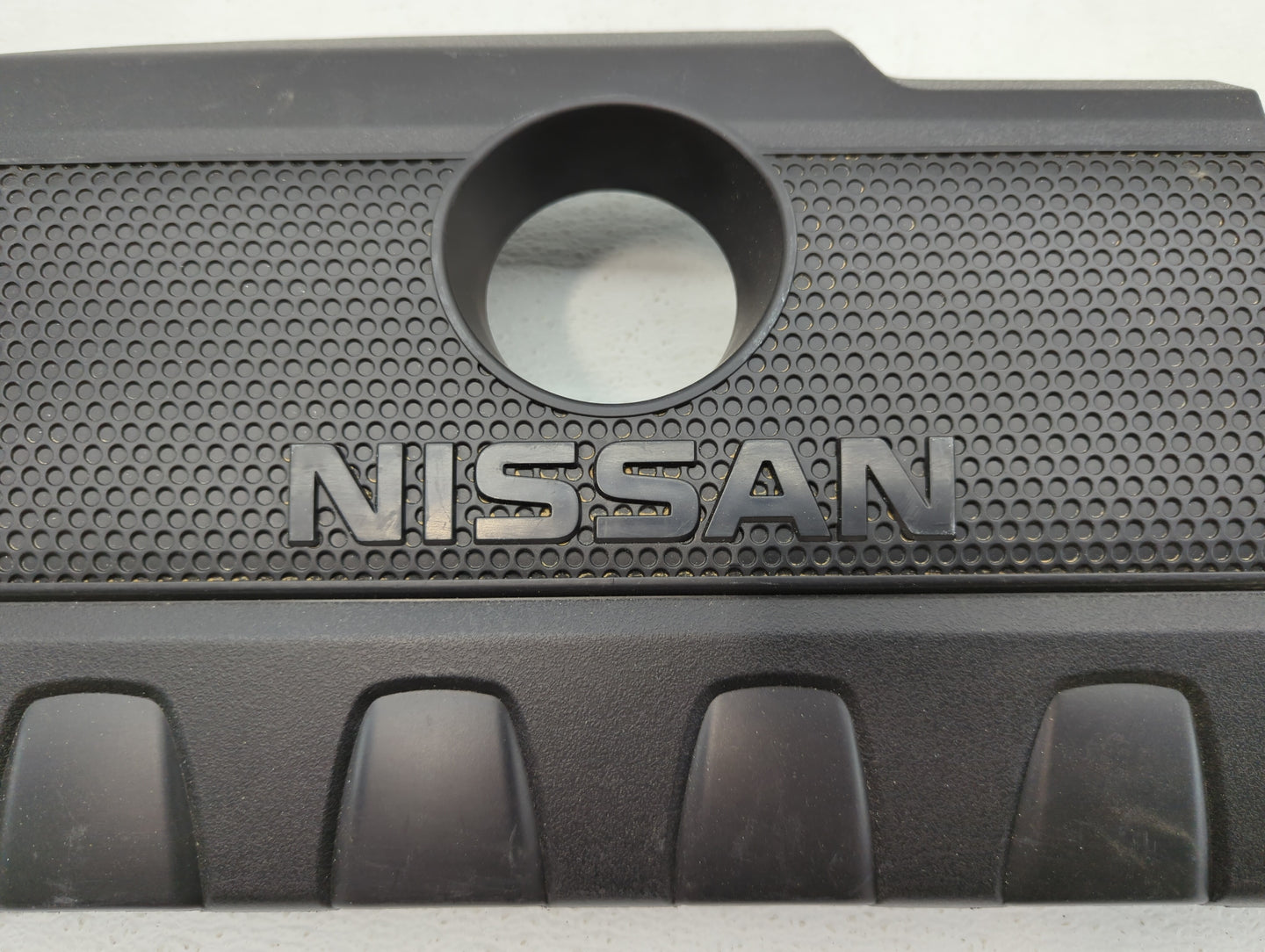 2016 Nissan Sentra Engine Cover - Oemusedautoparts1.com