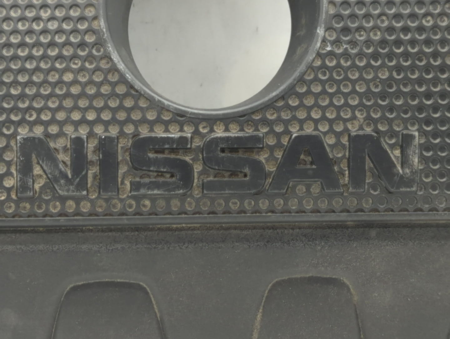 2016 Nissan Sentra Engine Cover - Oemusedautoparts1.com