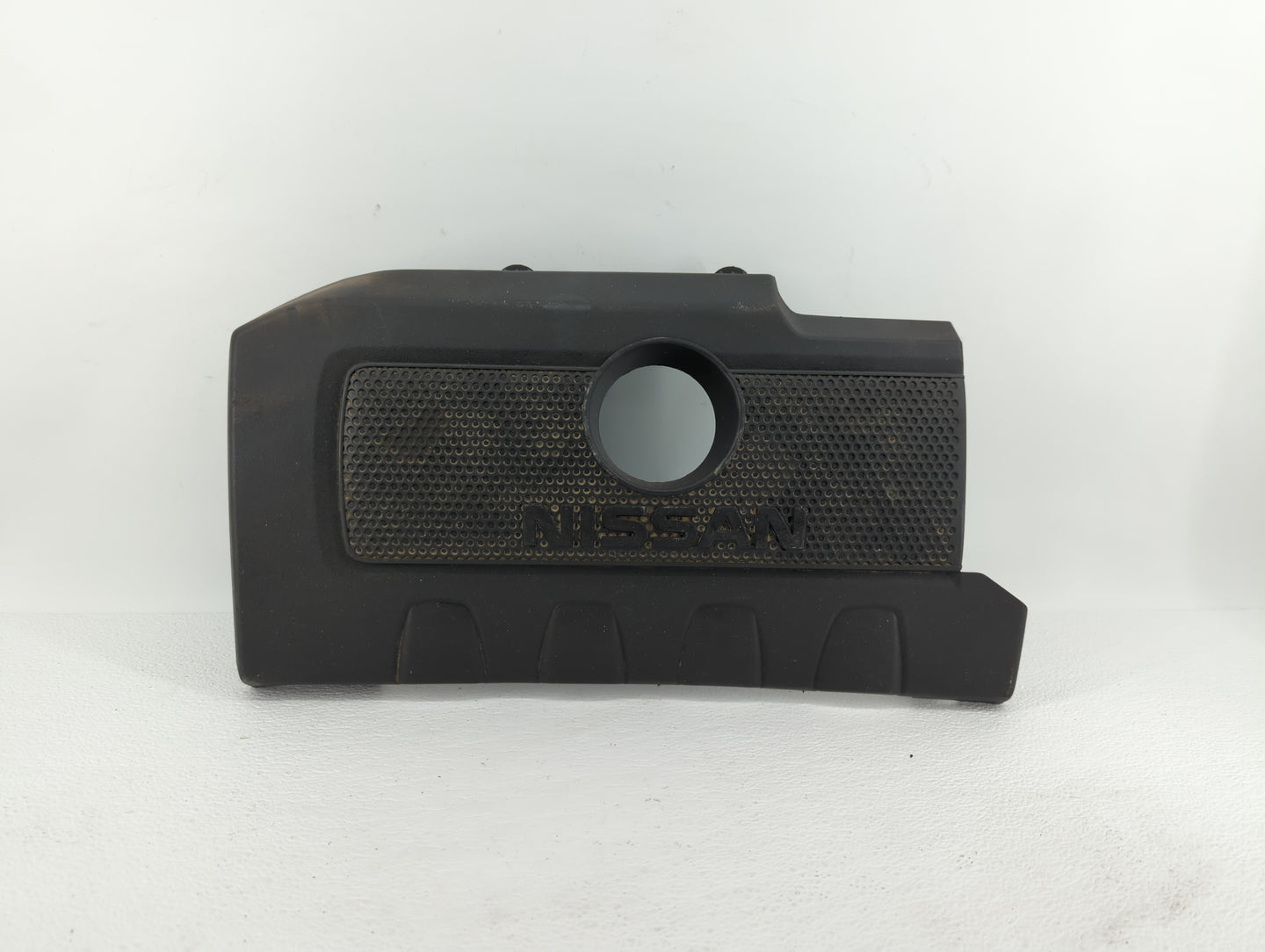 2016 Nissan Sentra Engine Cover - Oemusedautoparts1.com
