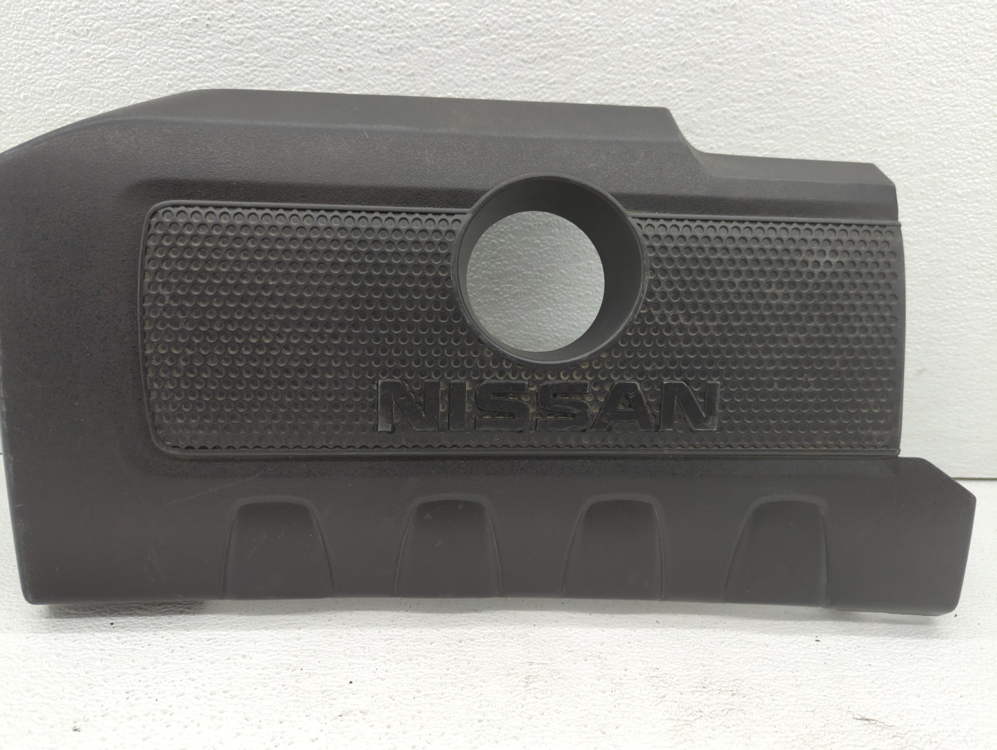 2016 Nissan Sentra Engine Cover - Oemusedautoparts1.com