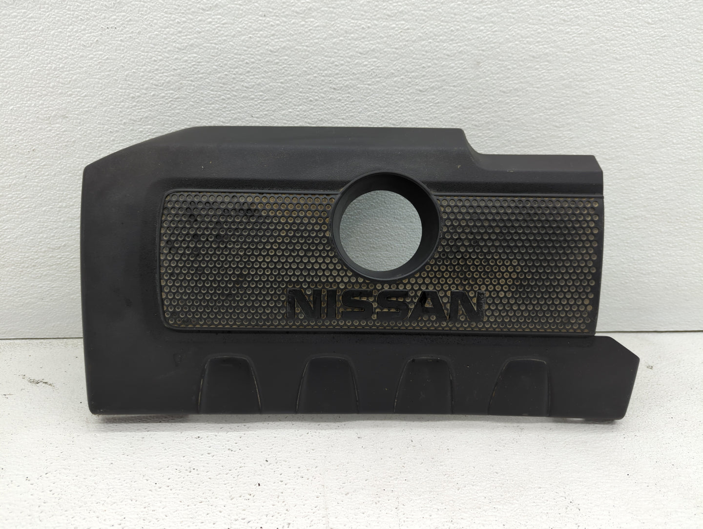 2016 Nissan Sentra Engine Cover - Oemusedautoparts1.com