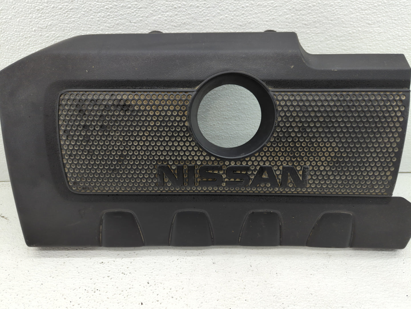 2016 Nissan Sentra Engine Cover - Oemusedautoparts1.com
