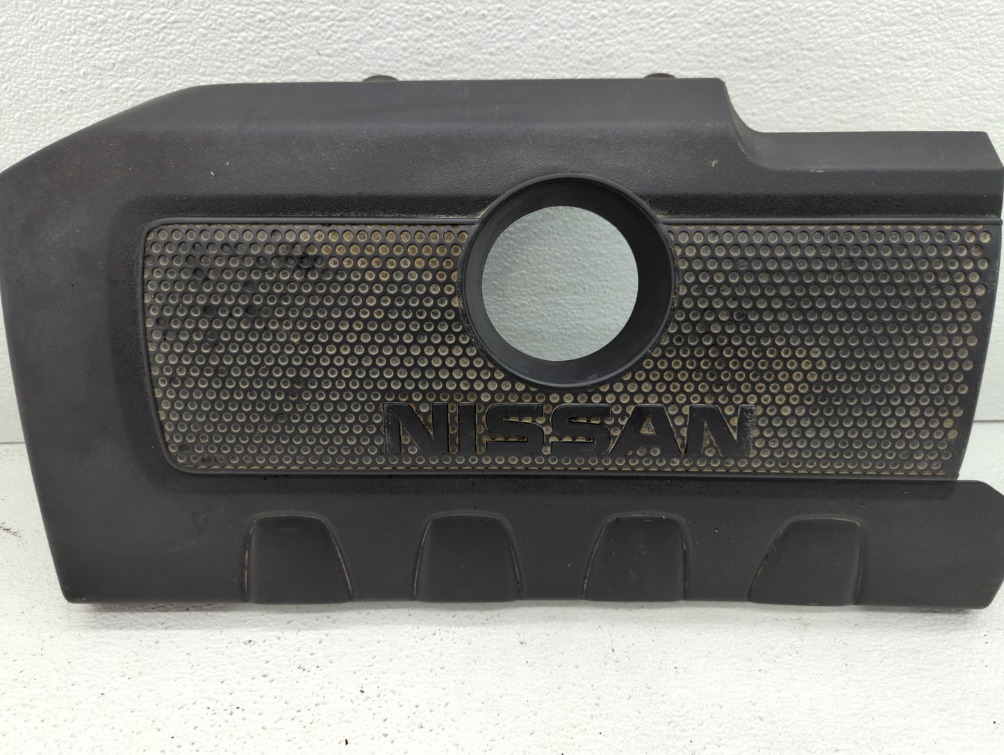 2016 Nissan Sentra Engine Cover - Oemusedautoparts1.com