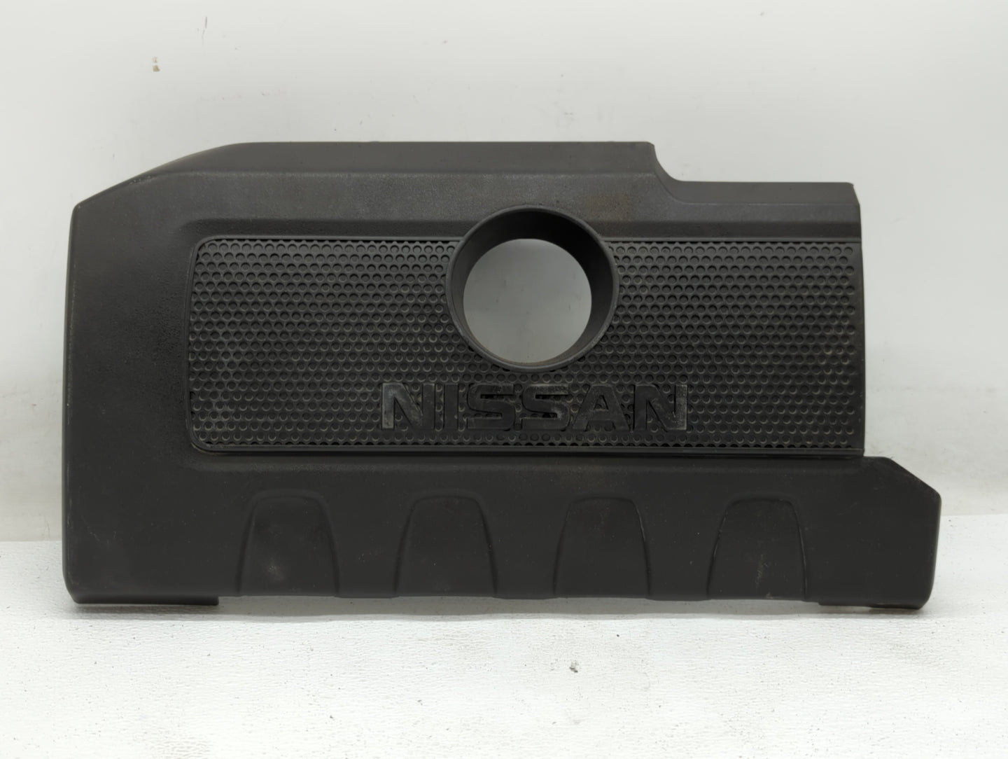 2016 Nissan Sentra Engine Cover - Oemusedautoparts1.com