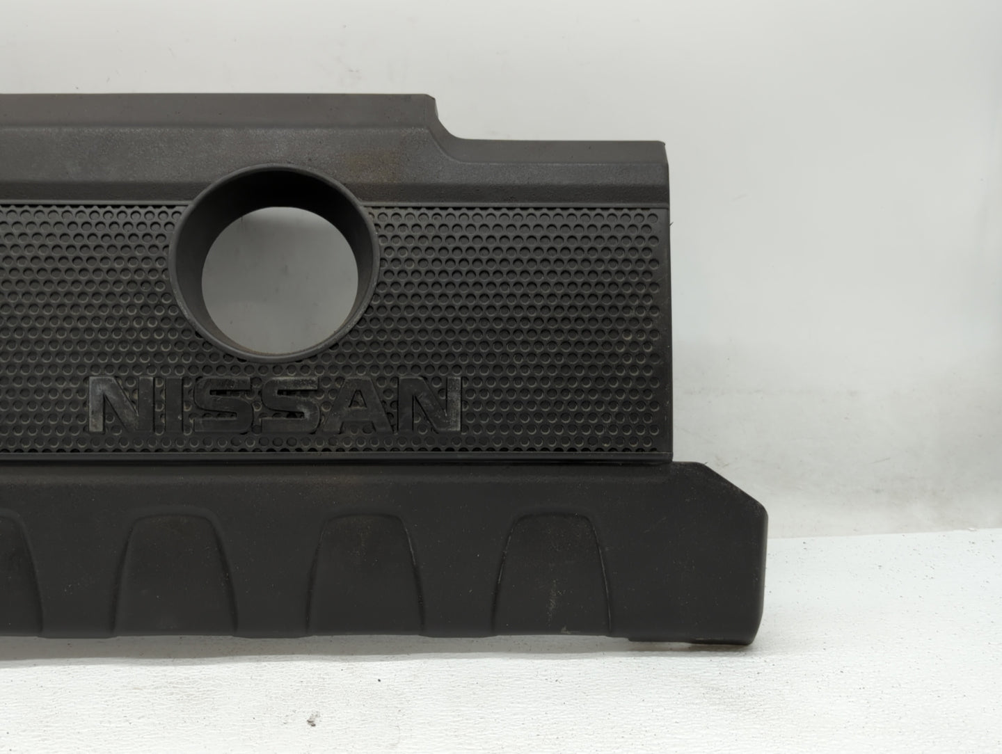 2016 Nissan Sentra Engine Cover - Oemusedautoparts1.com