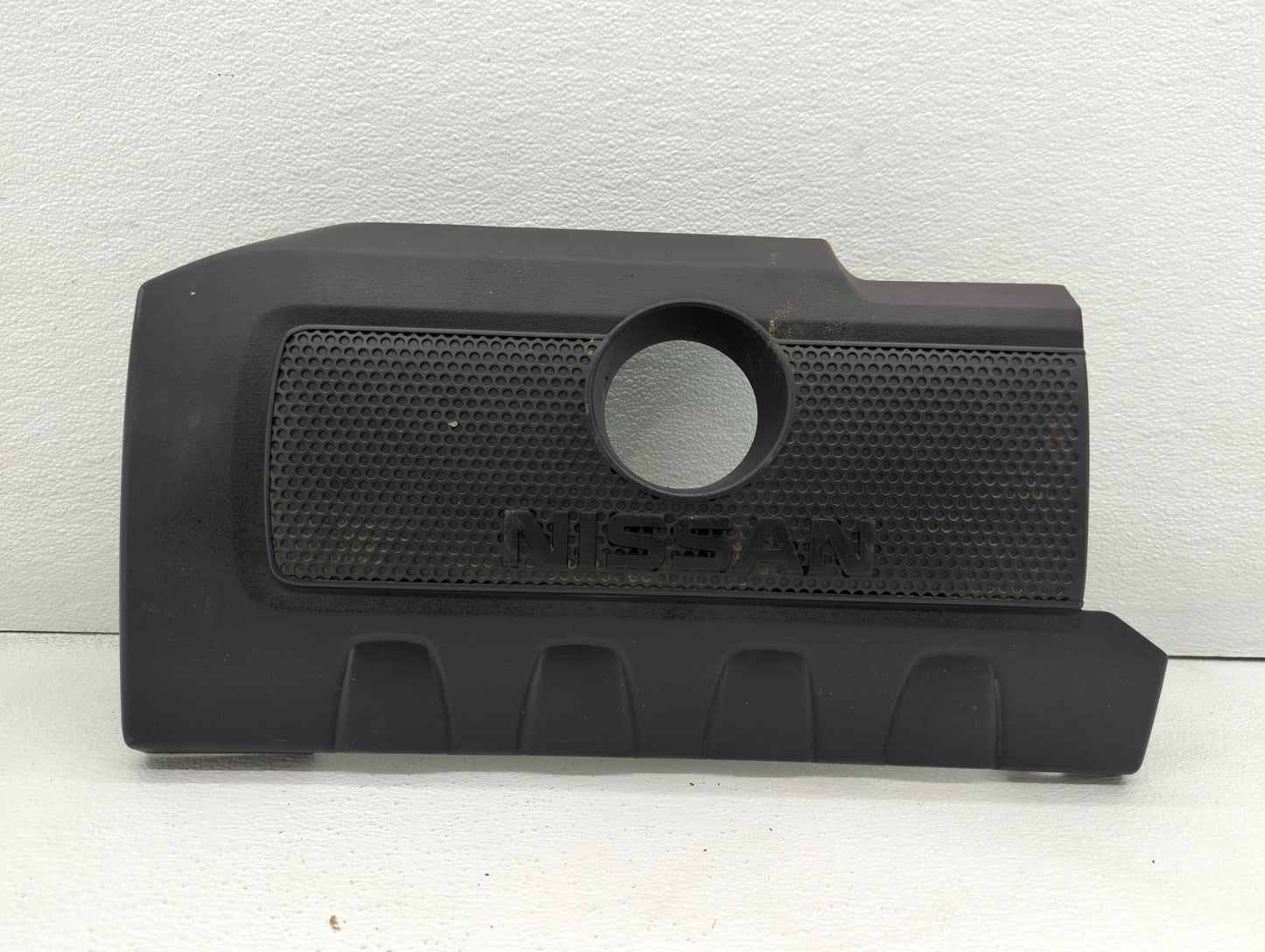 2016 Nissan Sentra Engine Cover - Oemusedautoparts1.com