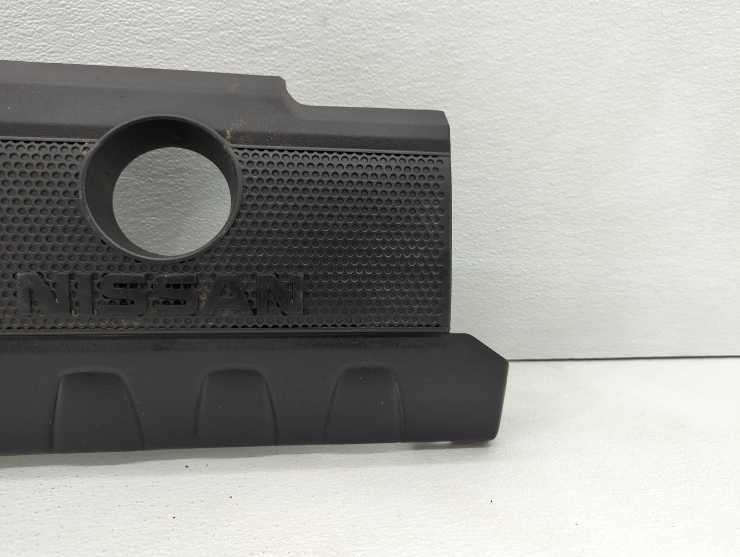 2016 Nissan Sentra Engine Cover - Oemusedautoparts1.com
