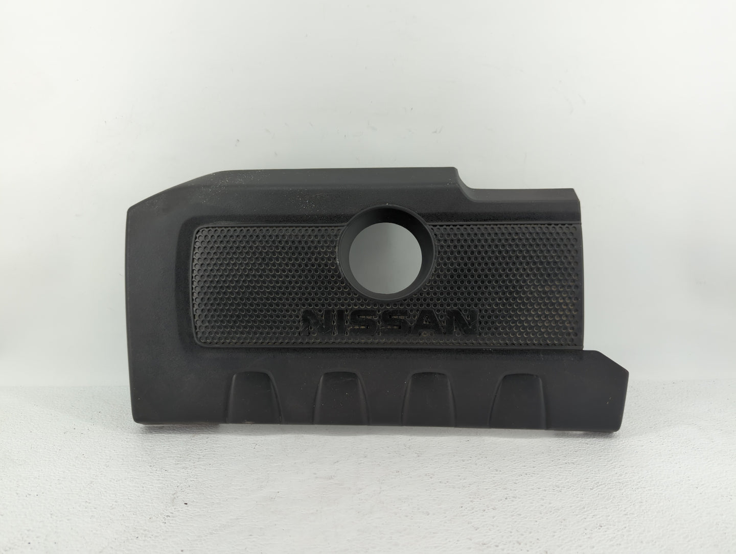 2016 Nissan Sentra Engine Cover - Oemusedautoparts1.com
