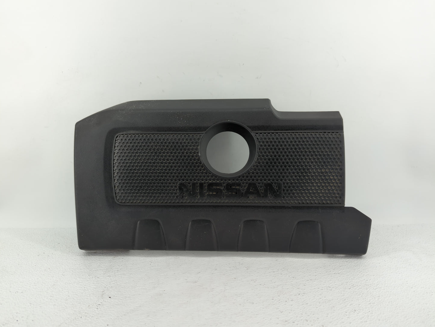 2016 Nissan Sentra Engine Cover - Oemusedautoparts1.com