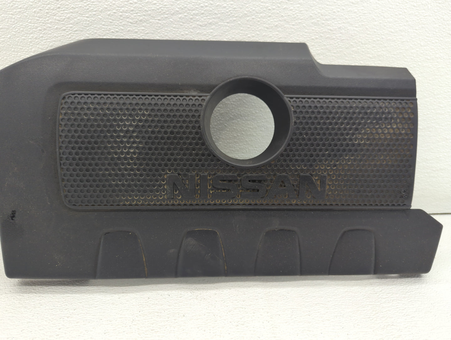 2016 Nissan Sentra Engine Cover - Oemusedautoparts1.com