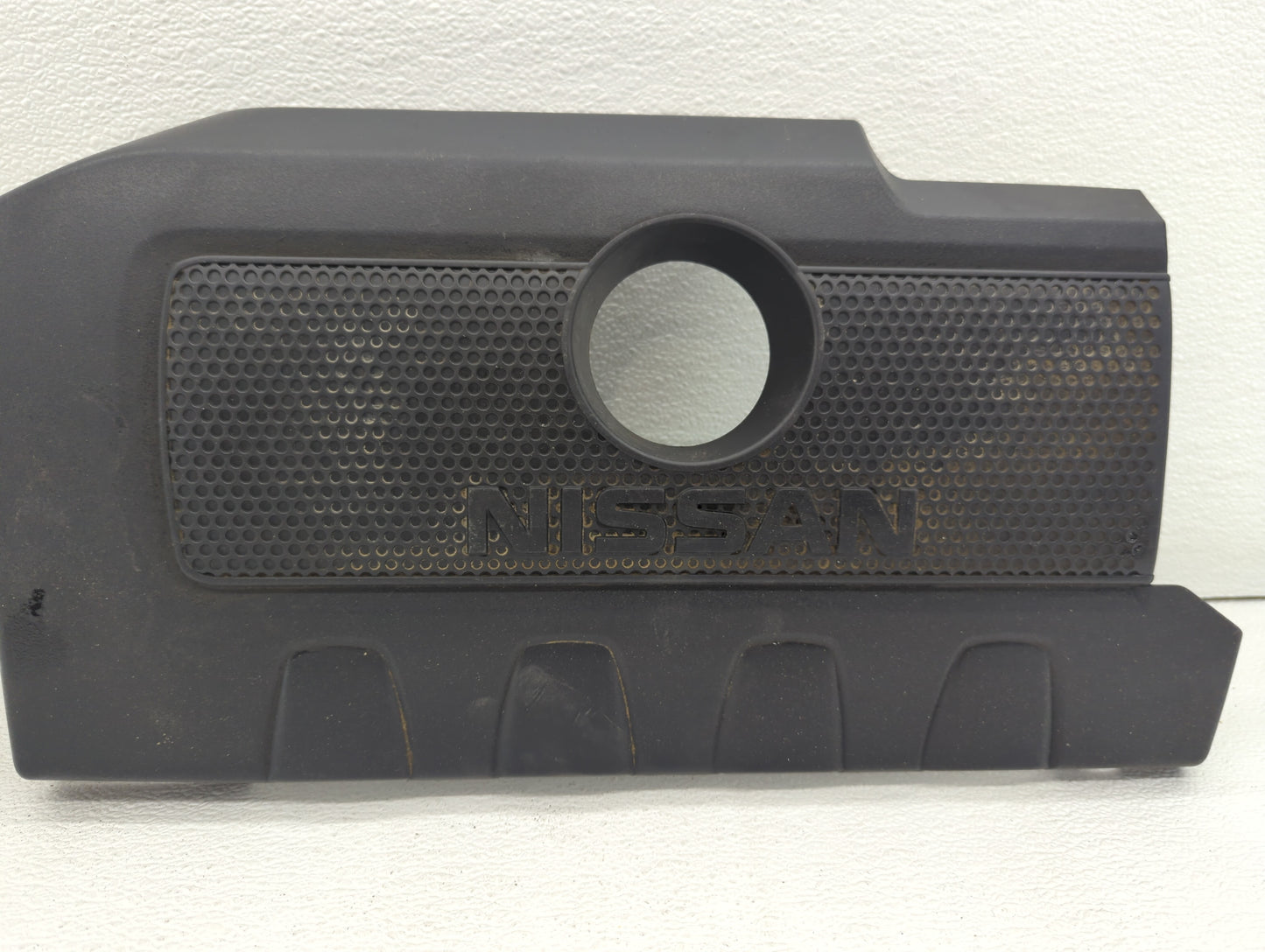 2016 Nissan Sentra Engine Cover - Oemusedautoparts1.com