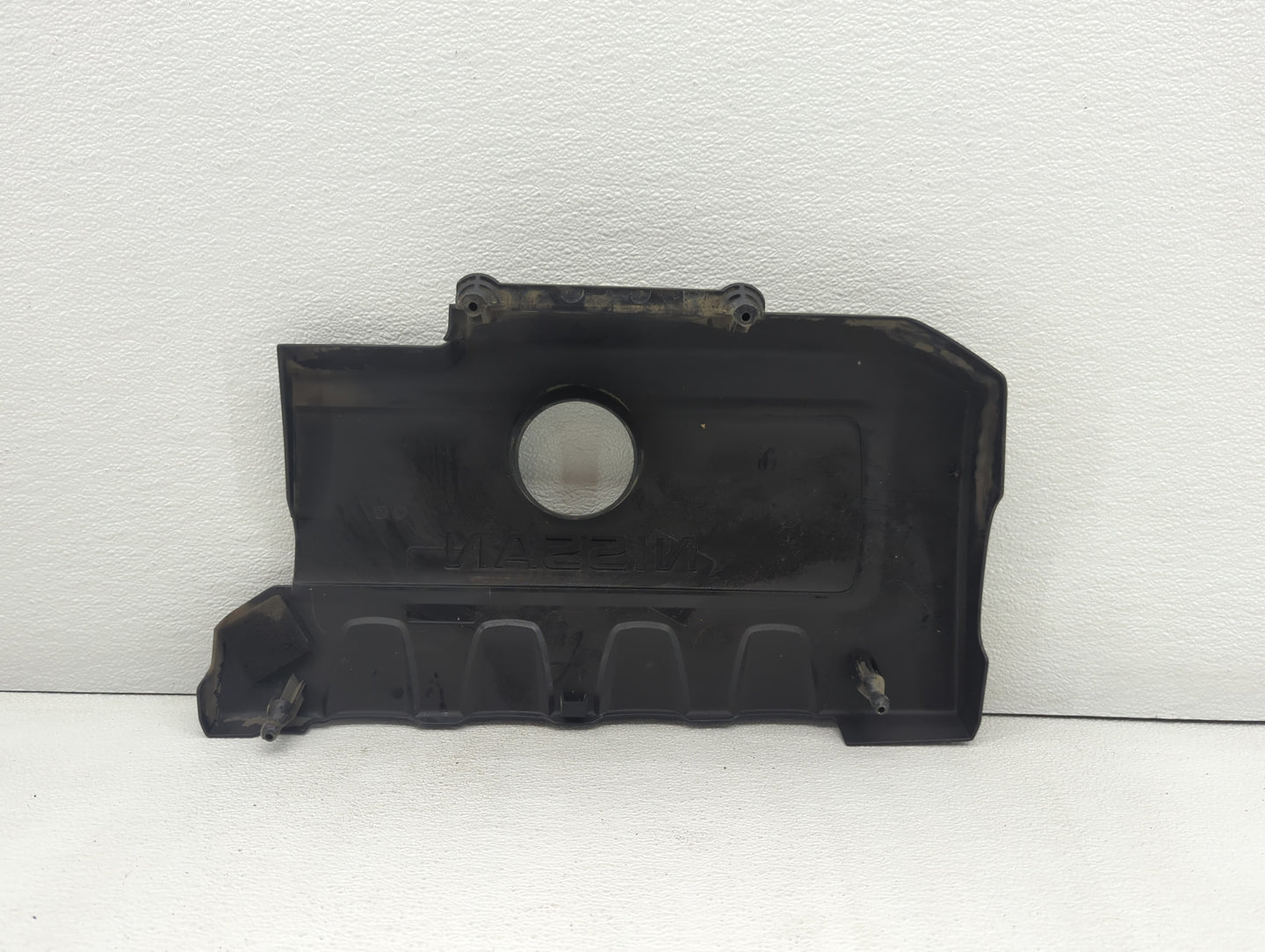 2016 Nissan Sentra Engine Cover - Oemusedautoparts1.com