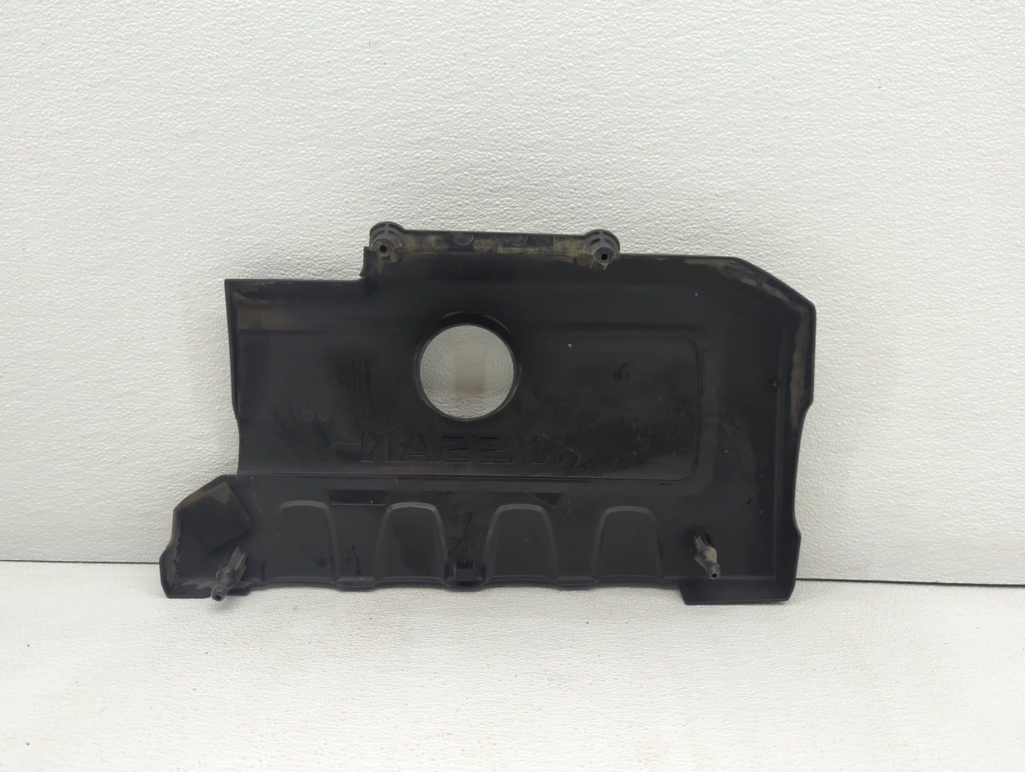 2016 Nissan Sentra Engine Cover - Oemusedautoparts1.com